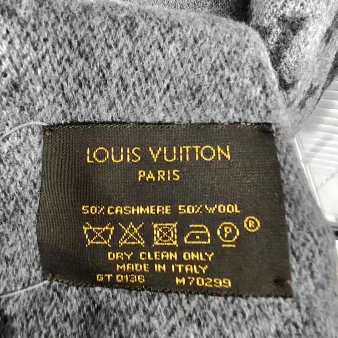 Louis Vuitton New LV Gradient All Over Print Cashmere Scarf Size ONE SIZE - 3 Thumbnail