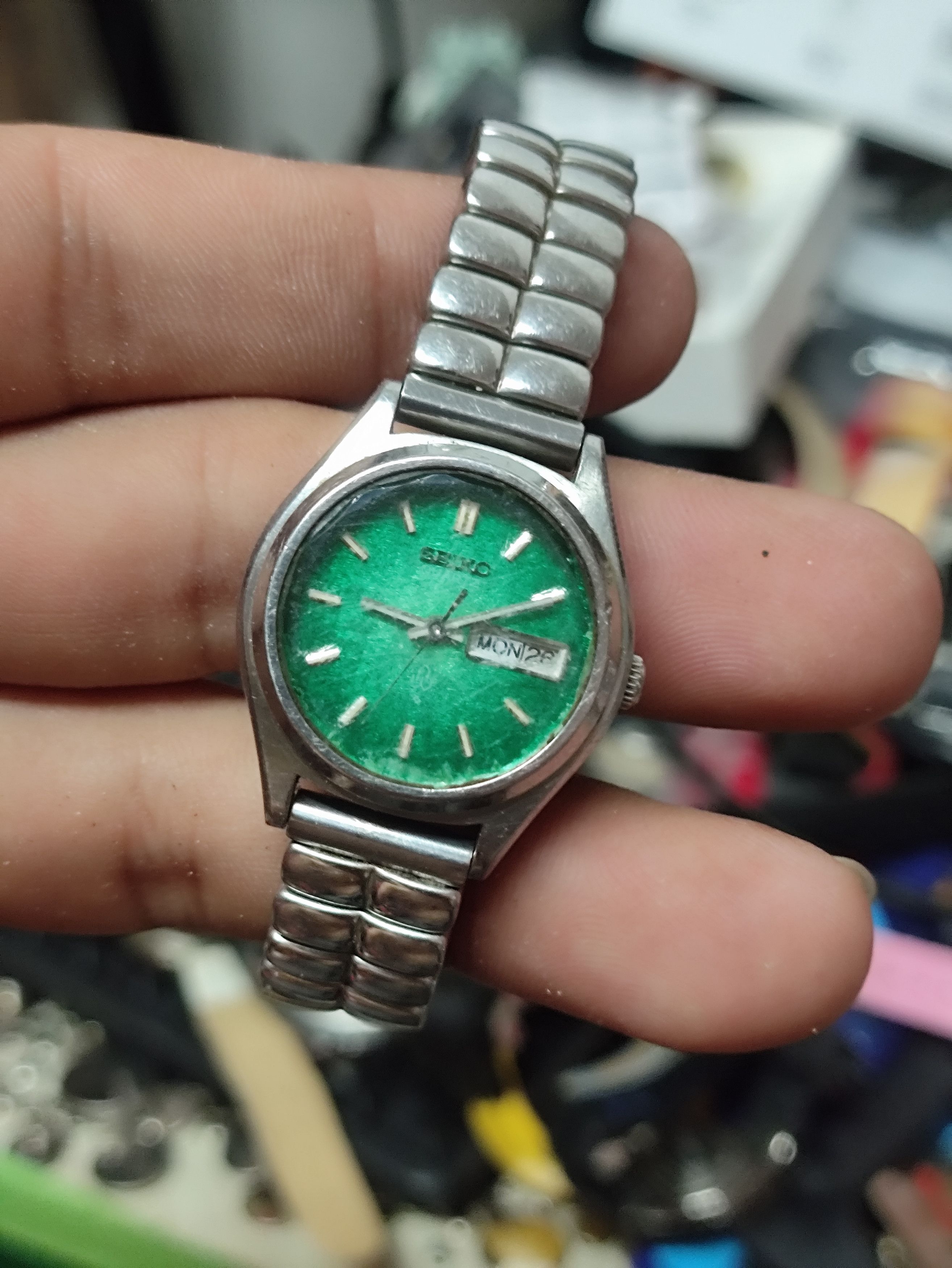 Seiko Vintage Seiko Watch JAPAN MADE QUARTZ Engine Size ONE SIZE - 4 Thumbnail