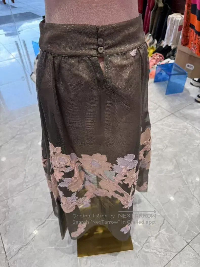 Fendi Fendi Showpiece Skirt Size 35" - 2 Thumbnail