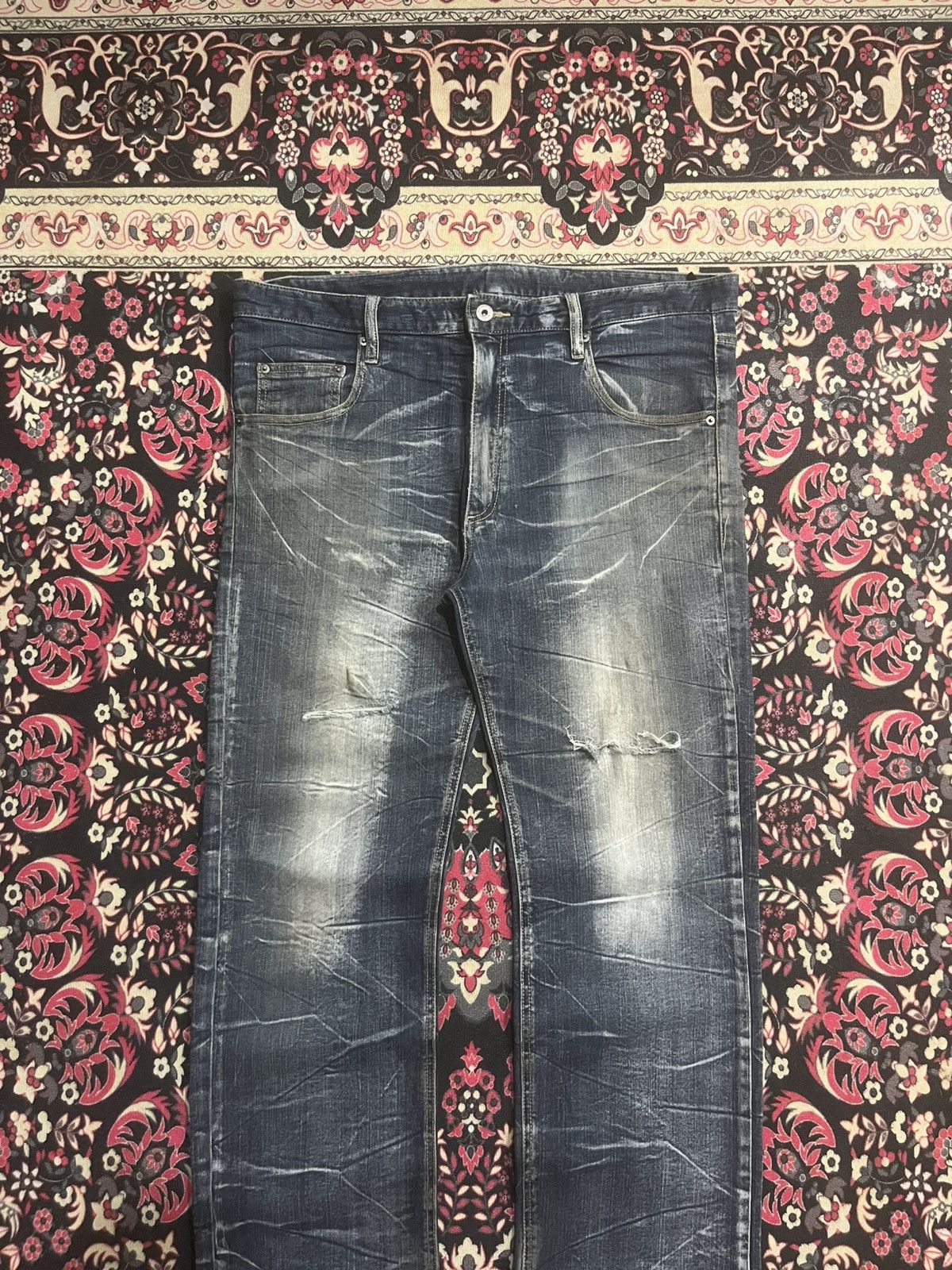 Japanese Brand Vintage Japanese Brand Blue Cracked Washed Ripped Jeans Size US 36 / EU 52 - 3 Thumbnail