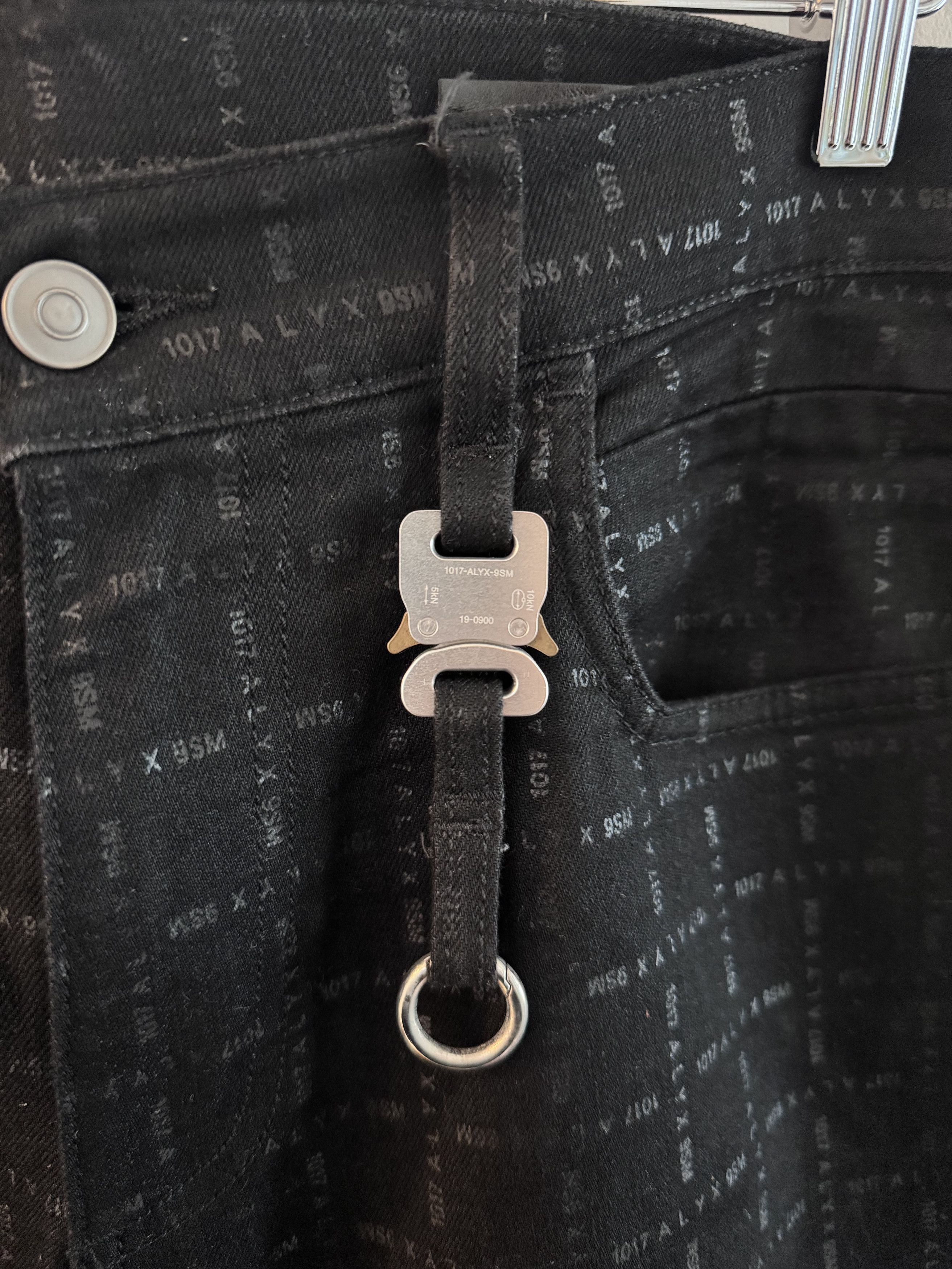 1017 ALYX 9SM Mid Rise Shine Denim Size US 36 / EU 52 - 3 Thumbnail