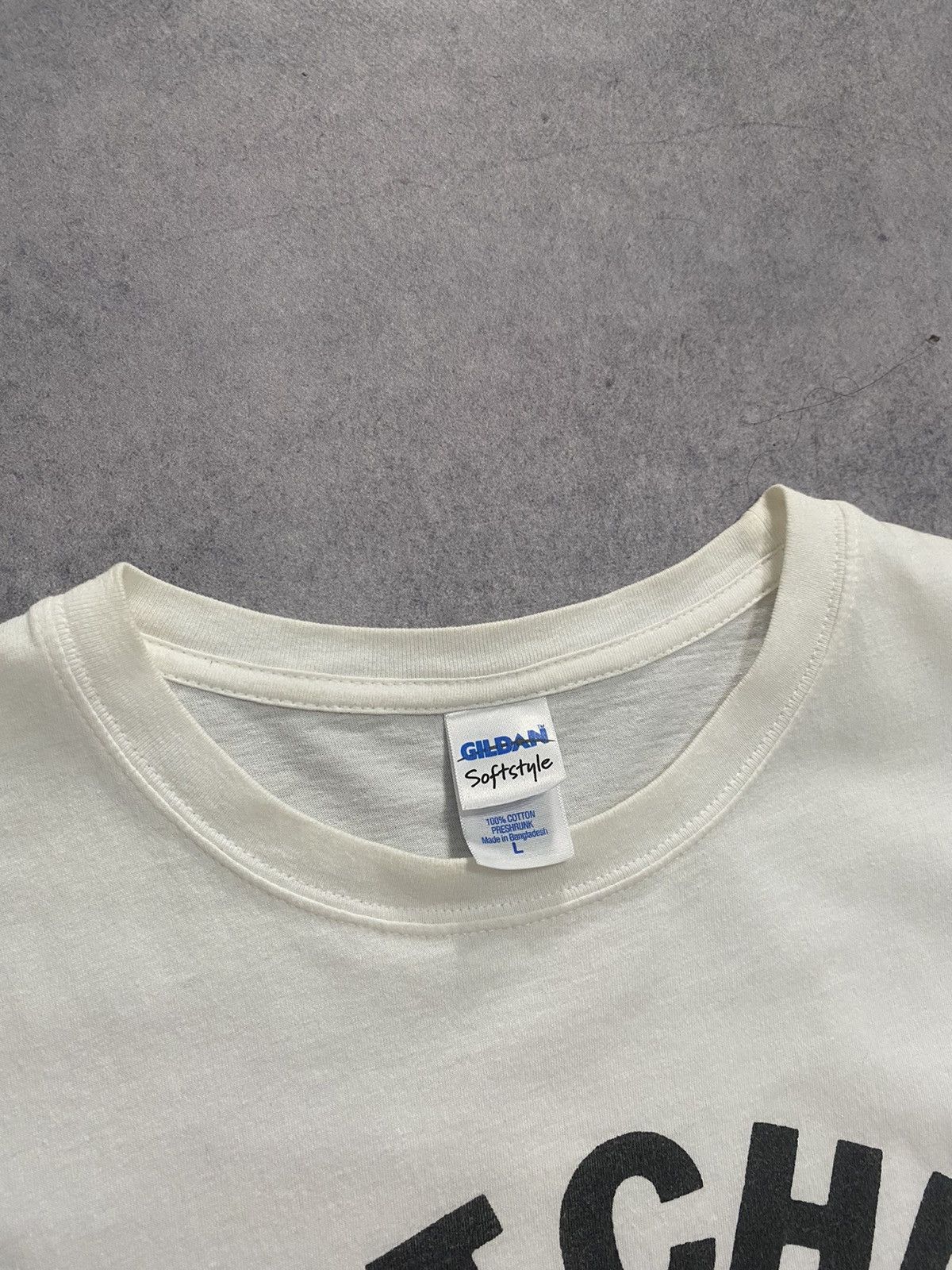 Band Tees × Vintage Vintage Red Hot Chili Peppers 2011 T-Shirt Size US L / EU 52-54 / 3 - 4 Thumbnail