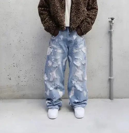 Designer × Japanese Brand × Vintage Vintage Ripped Straight Baggy Jeans Size US 29 - 1 Thumbnail