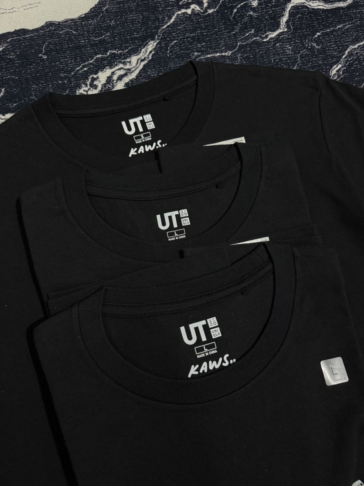 Kaws Uniqlo x kaws t shirt Size US L / EU 52-54 / 3 - 5 Thumbnail