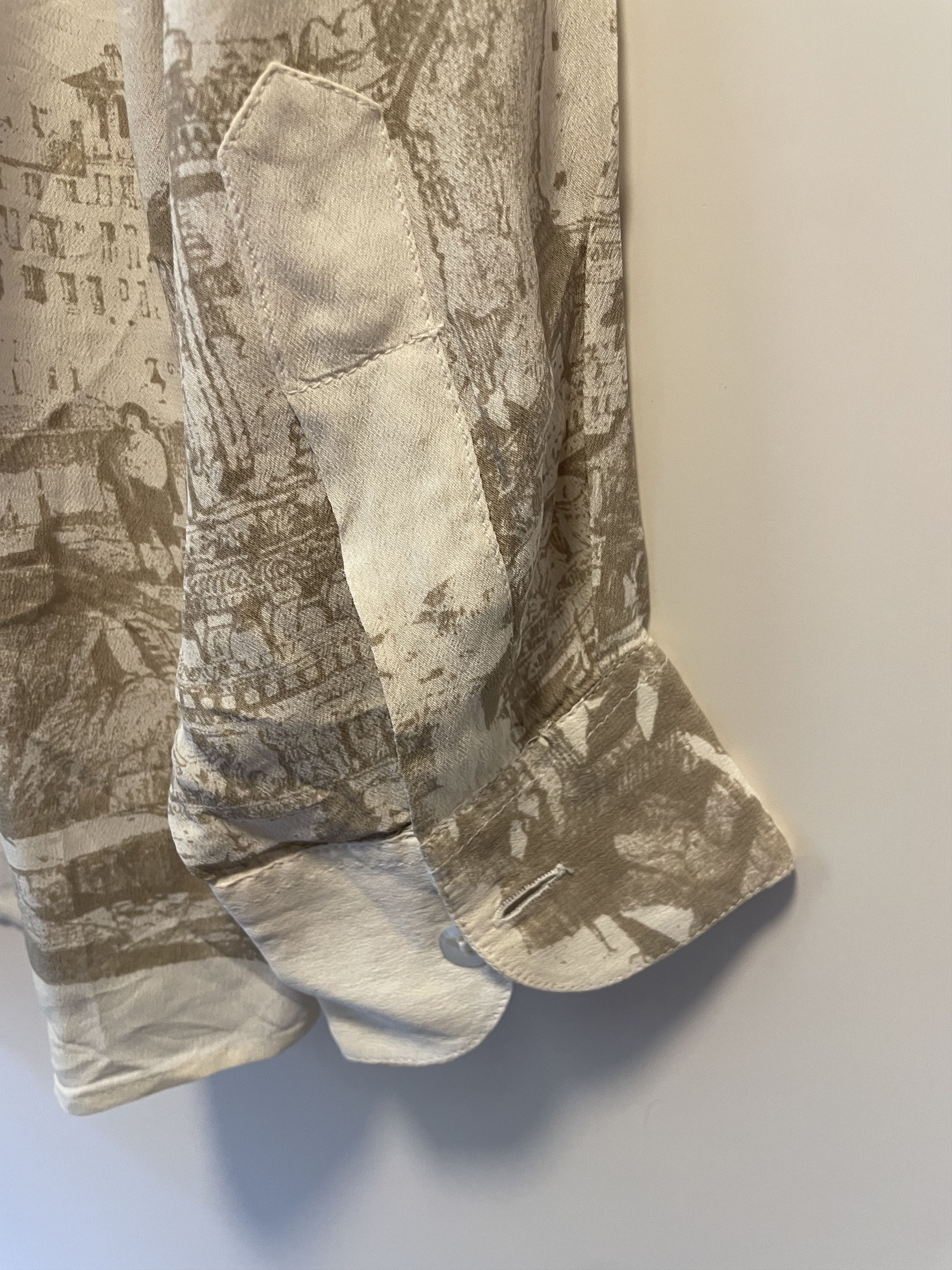Garage camisa de viscosa con fino estampado beige Size M / US 6-8 / IT 42-44 - 9 Thumbnail
