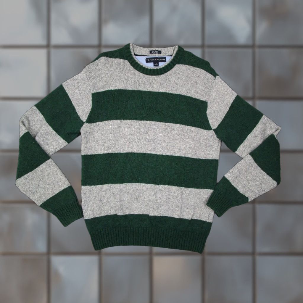 Tommy Hilfiger VINTAGE Tommy Hilfiger Sweater Mens Medium Green Striped Lambswool Pullover Crew Neck 90s Mens Size US M / EU 48-50 / 2 - 1 Thumbnail
