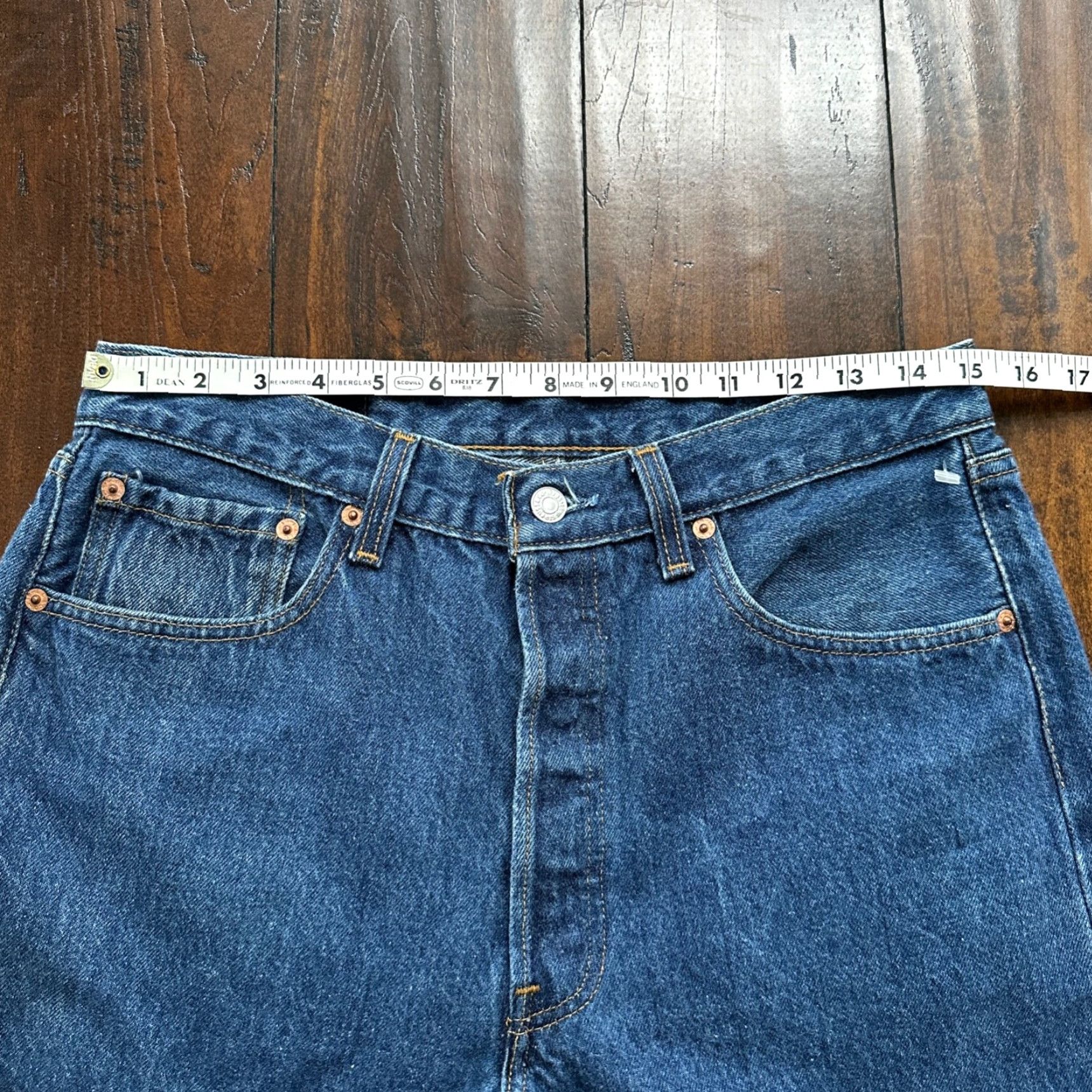 Levi's VINTAGE Levi's 501 Jeans Mens 34x32 Blue Denim 80s Distressed Thrashed Straight 34 Regular Inseam 32 USA 501 XX Model Size US 34 / EU 50 - 7 Thumbnail