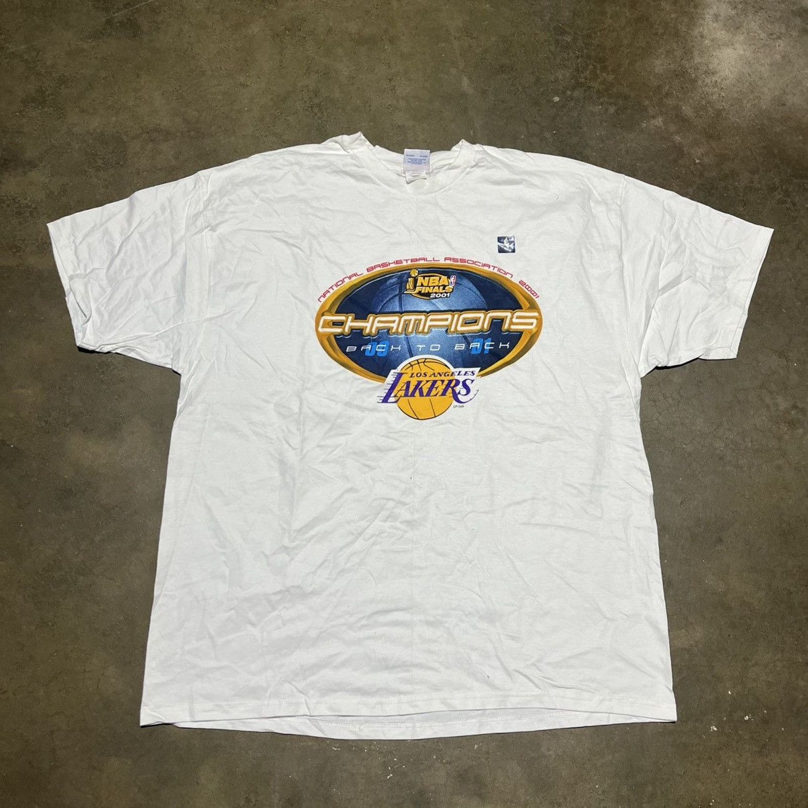 Champion × Vintage NOS Vintage 2001 Los Angeles Lakers NBA Champions Shirt Size US XXL / EU 58 / 5 - 1 Thumbnail