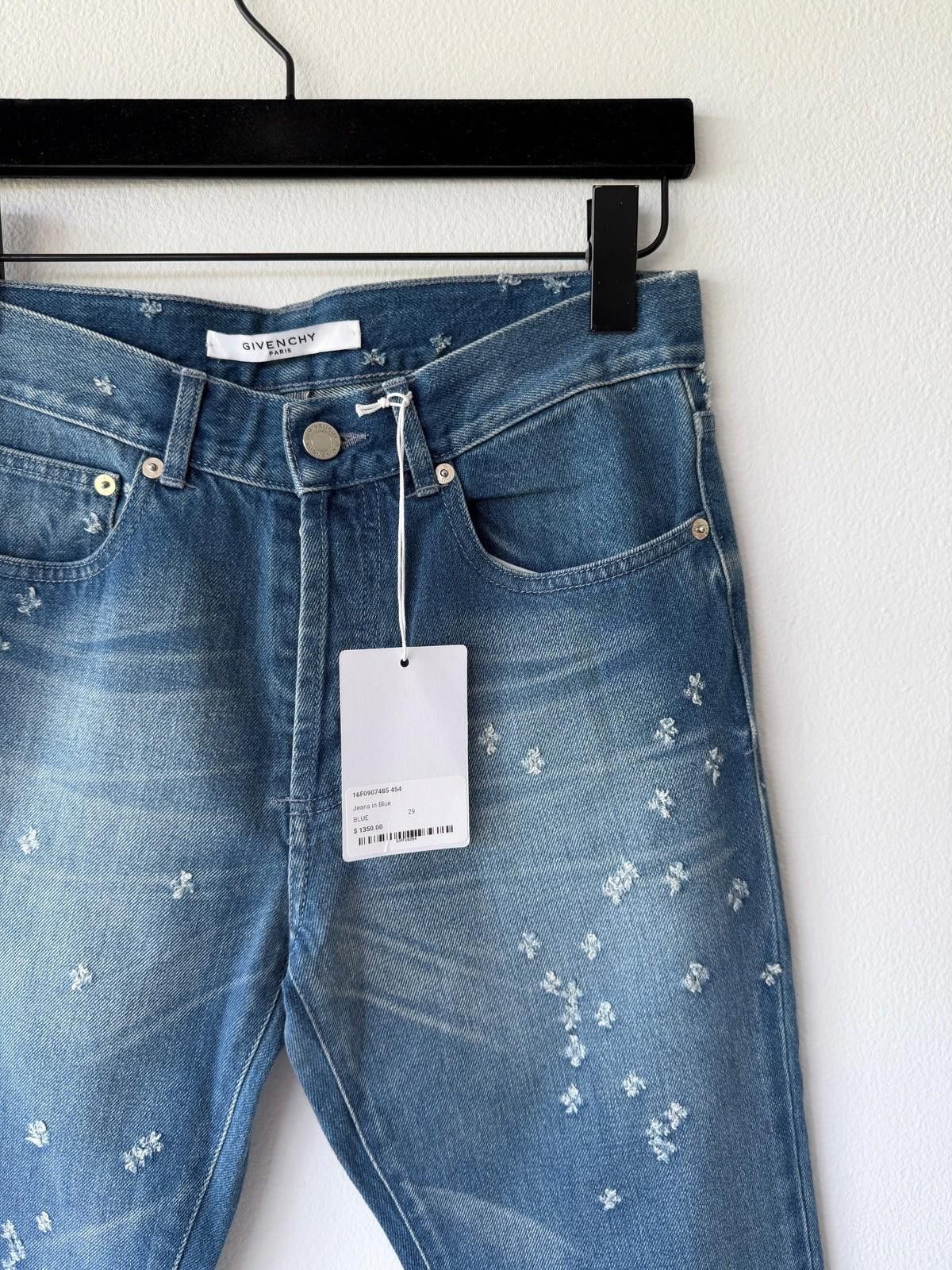 Givenchy new Givenchy mens denim jeans blue distressed 29 Size US 29 - 5 Thumbnail