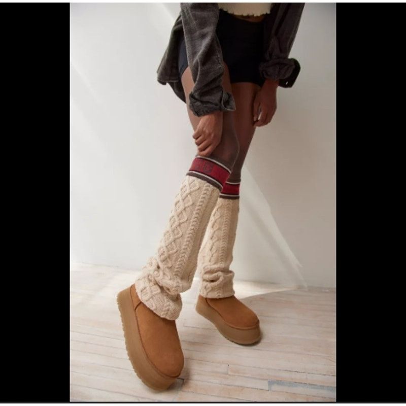 Ugg NEW! UGG Women's Classic Sweater Letter Boots Size US 8 / IT 38 - 4 Thumbnail