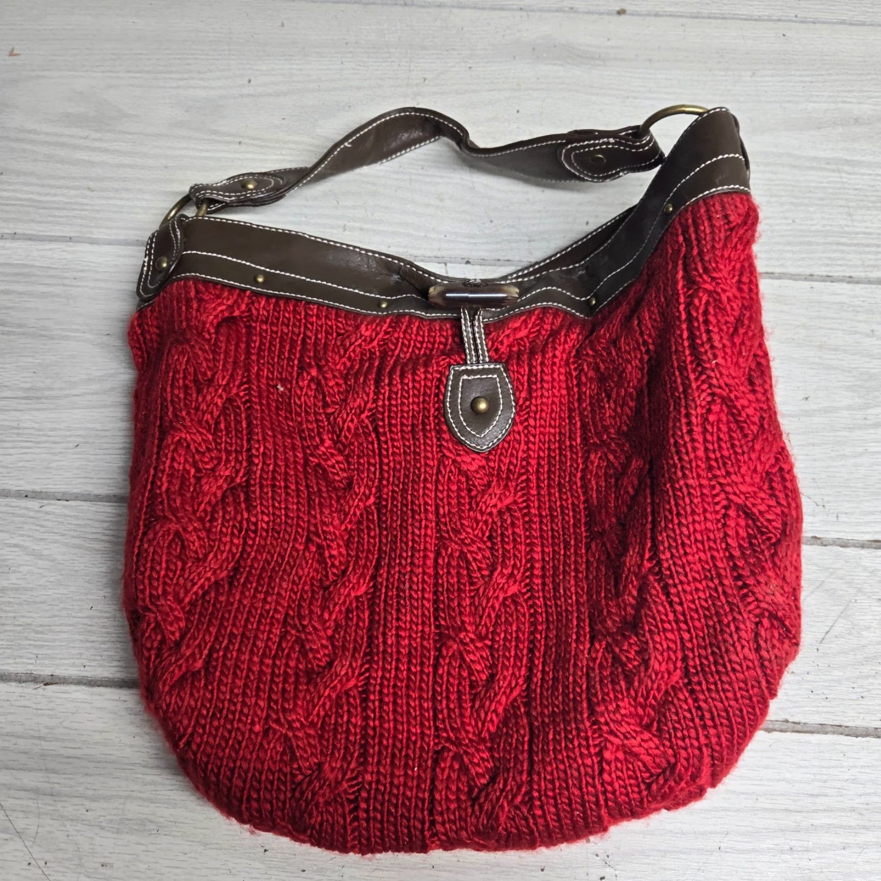 Old Navy Old Navy Purse Shoulder Bag Ladies Lace Canvas Red Leather Strap Bag Brown Leather Strap Purse Solid Red Purse Shoulder Bag Women Size ONE SIZE - 4 Thumbnail