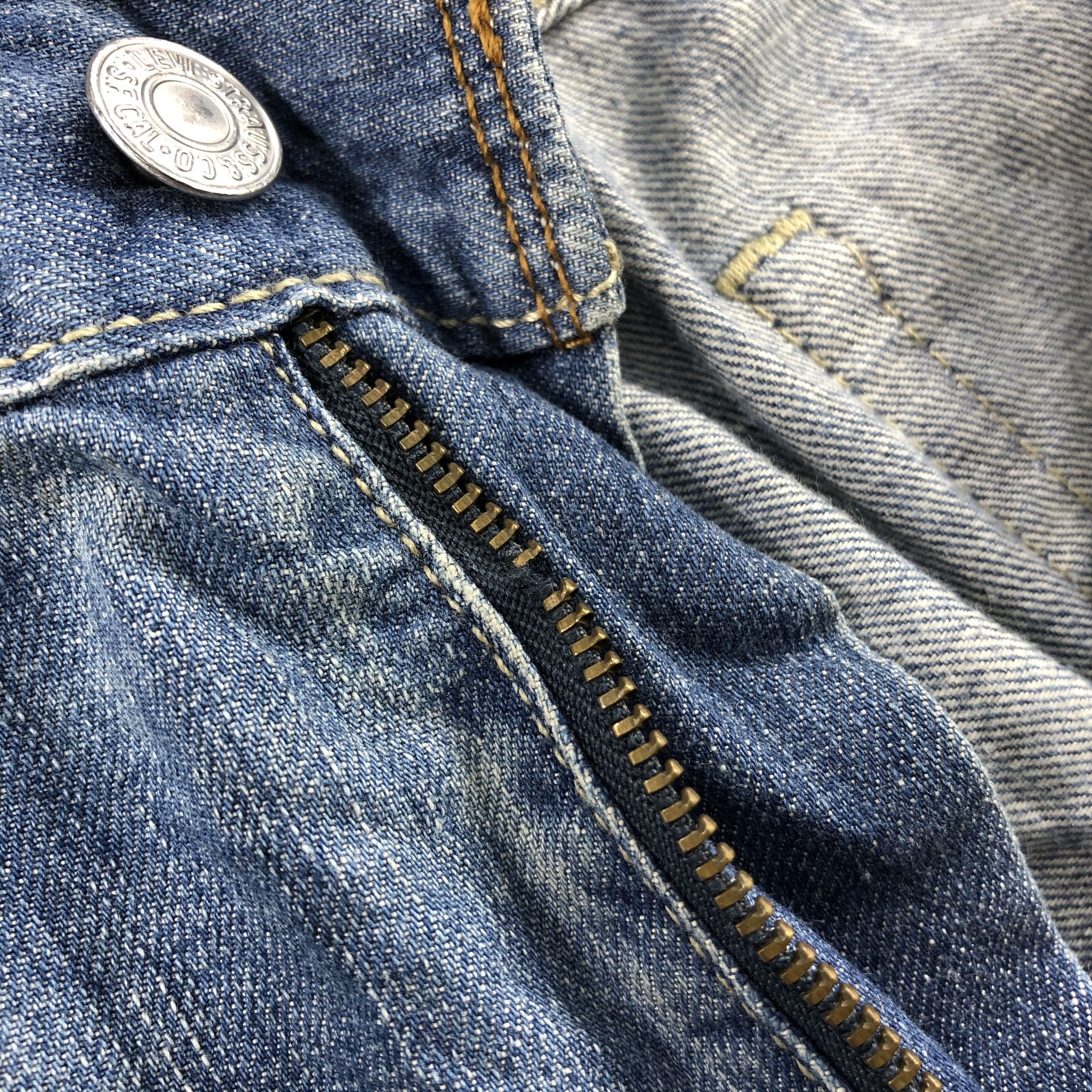 Levi's Vintage Blue Wash Levis 505 Jeans-J2171 Size US 33 - 9 Thumbnail