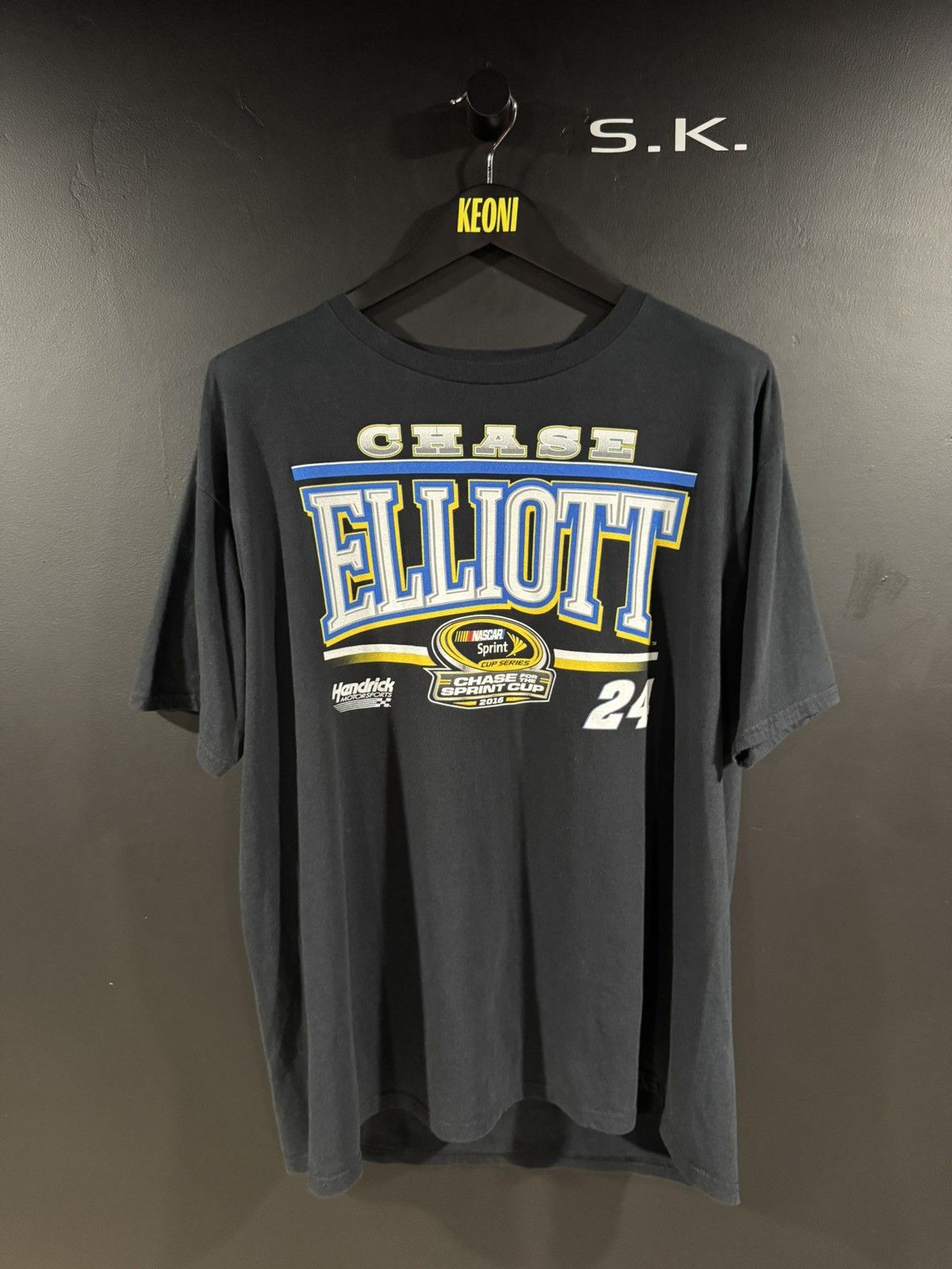 NASCAR 2016 Chase Elliot Sprint Cup Series Faded NASCAR Tee XL Size US XL / EU 56 / 4 - 1 Thumbnail