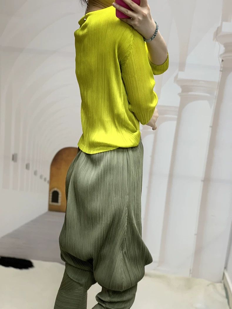 Other Issey Miyake Golden-green pleated top Size XS / US 0-2 / IT 36-38 - 4 Thumbnail