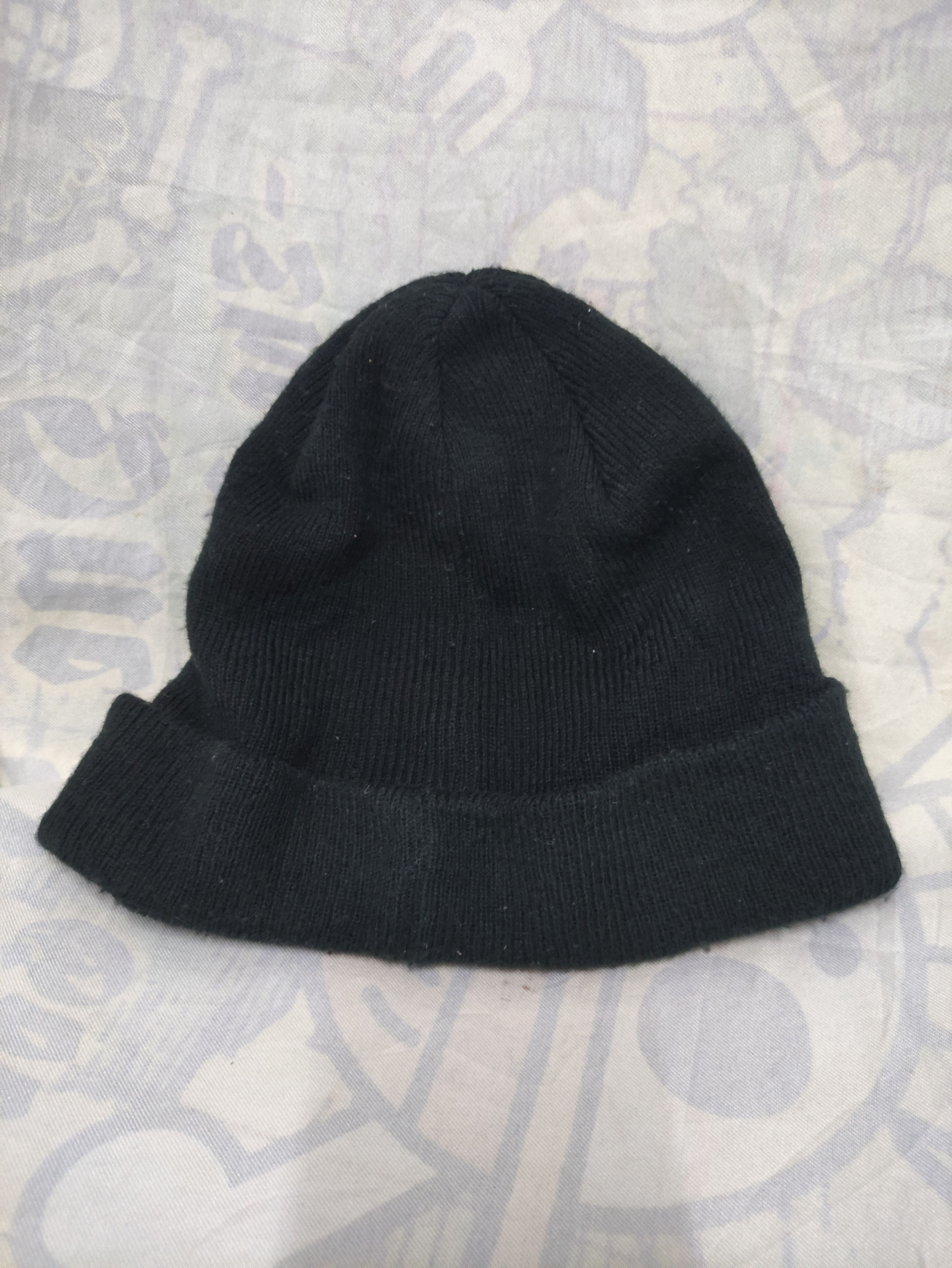 Keith Haring KEITH HARING X WEGO 25 ANNIVERSARY VINTAGE BEANIE Size ONE SIZE - 2 Thumbnail