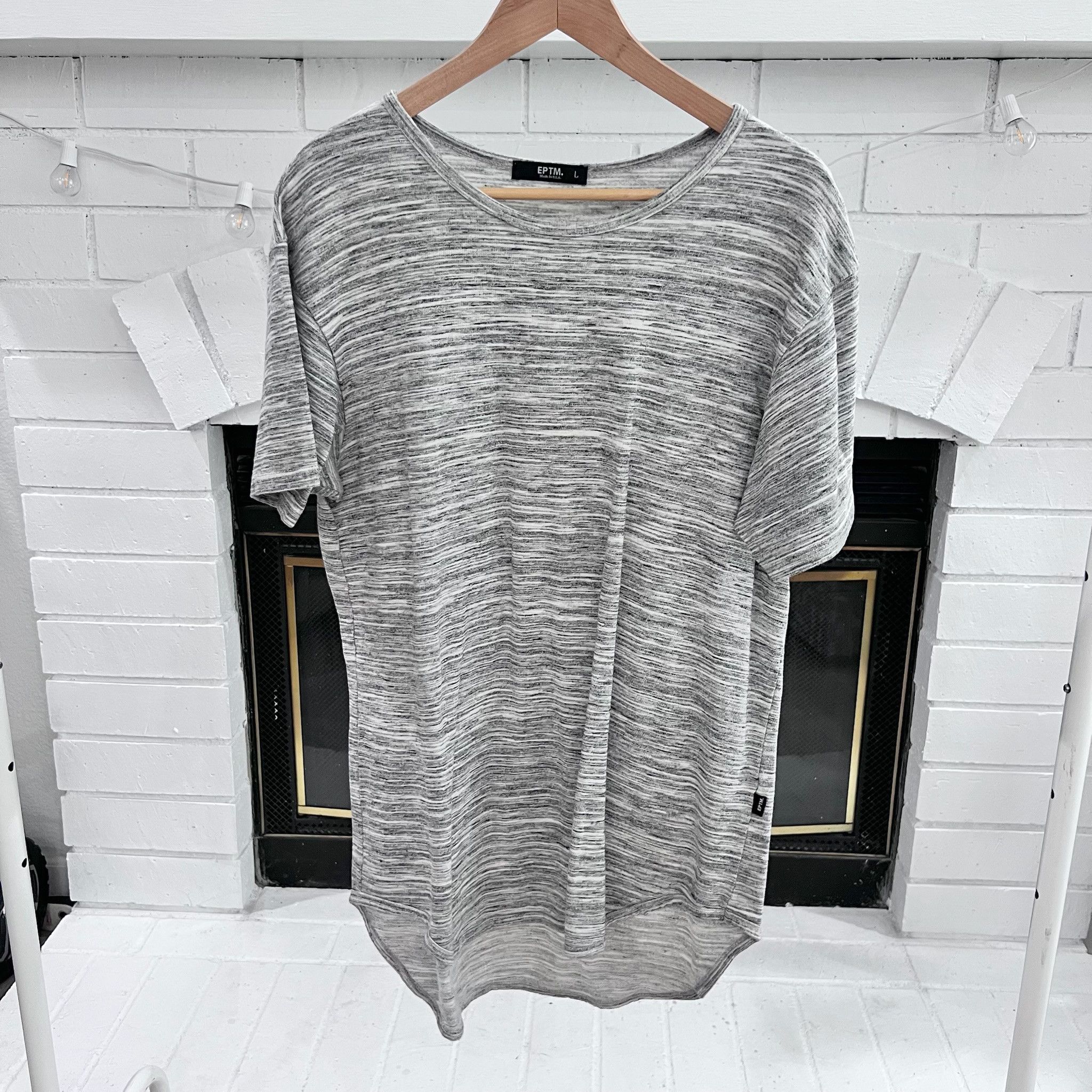 EPTM. EPTM USA Grey Elongated Short Sleeve Cotton Tshirt Size US L / EU 52-54 / 3 - 1 Thumbnail