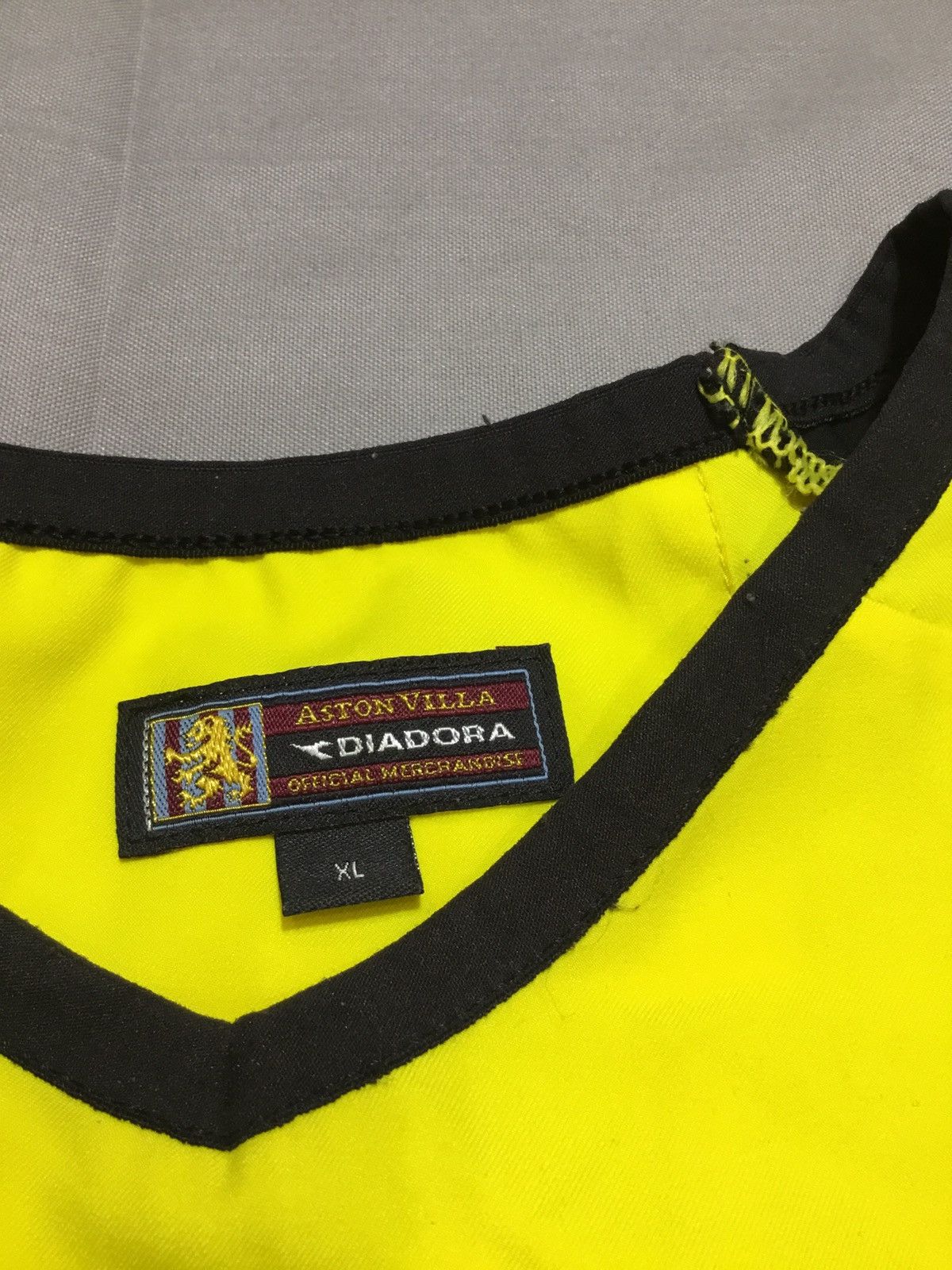 Diadora Vintage Diadora ASTON VILLA 2003-2004 Size XL Size US XL / EU 56 / 4 - 6 Thumbnail