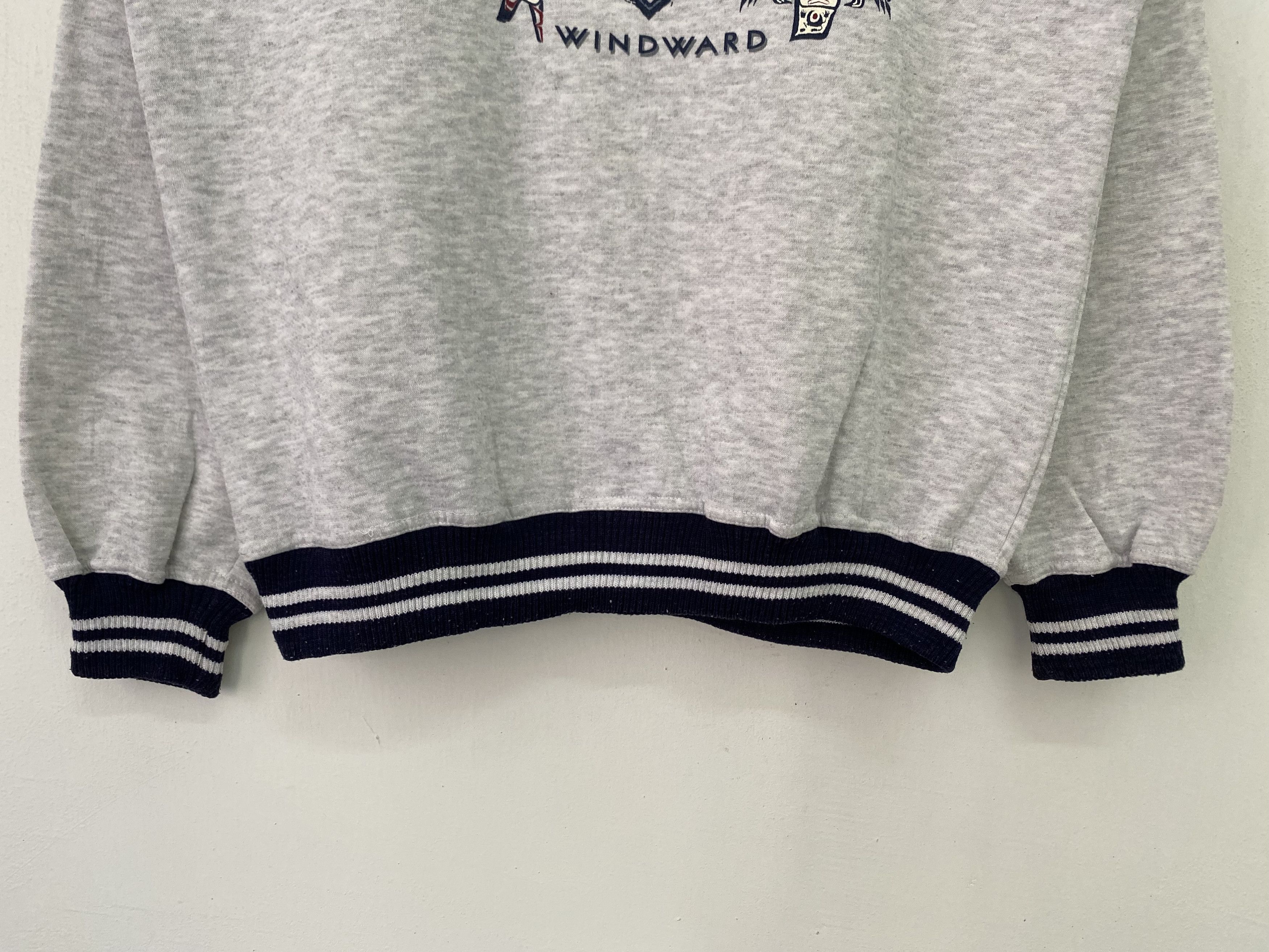 Vintage Vintage Native Alaska Sweatshirt Crewneck Medium Size Size US M / EU 48-50 / 2 - 5 Thumbnail