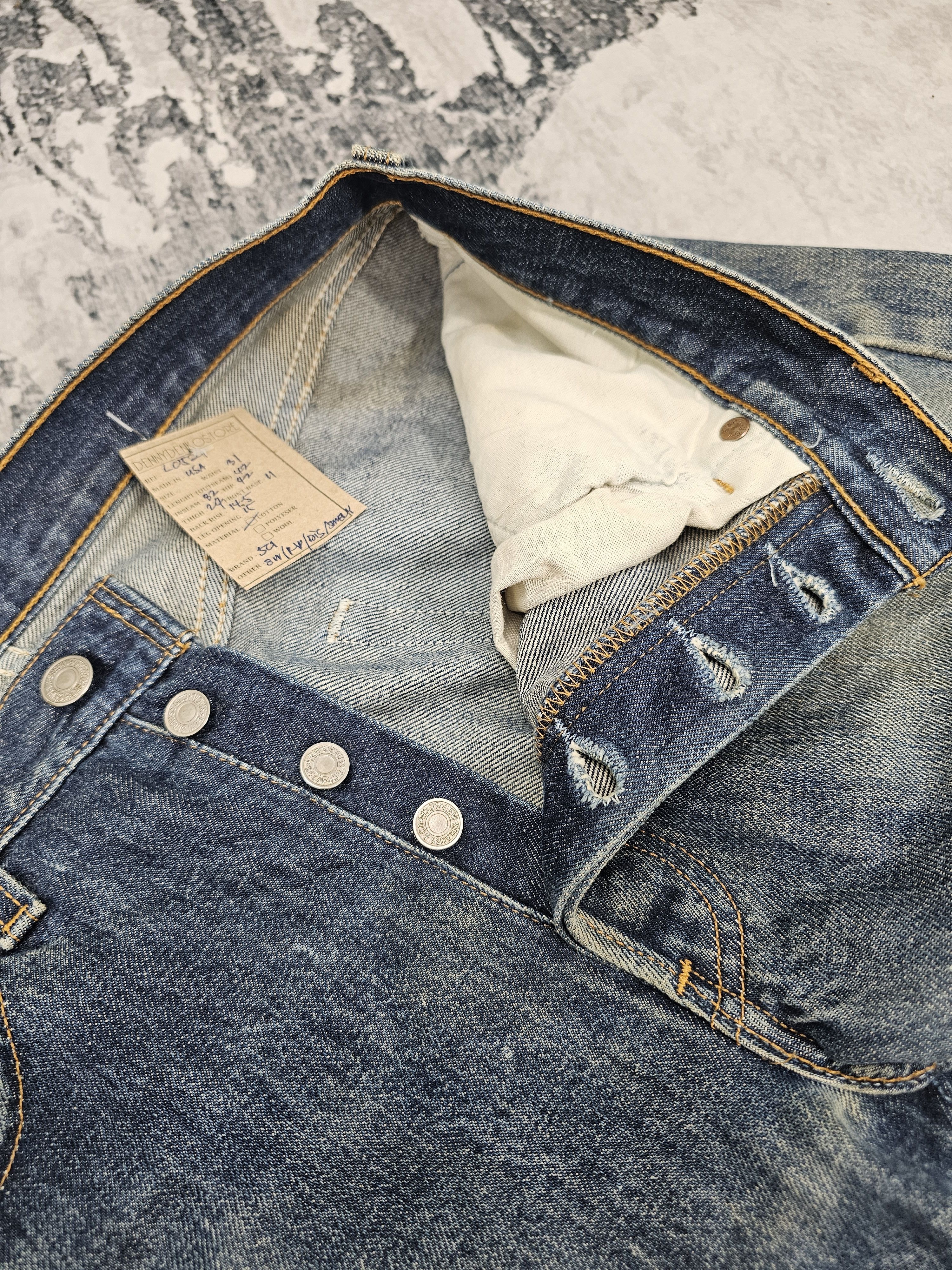 Levi's Vintage Clothing Vtg 90'S LEVIS 501 Distressed Stone Wash Blue Jeans L0521 Size US 31 - 13 Thumbnail