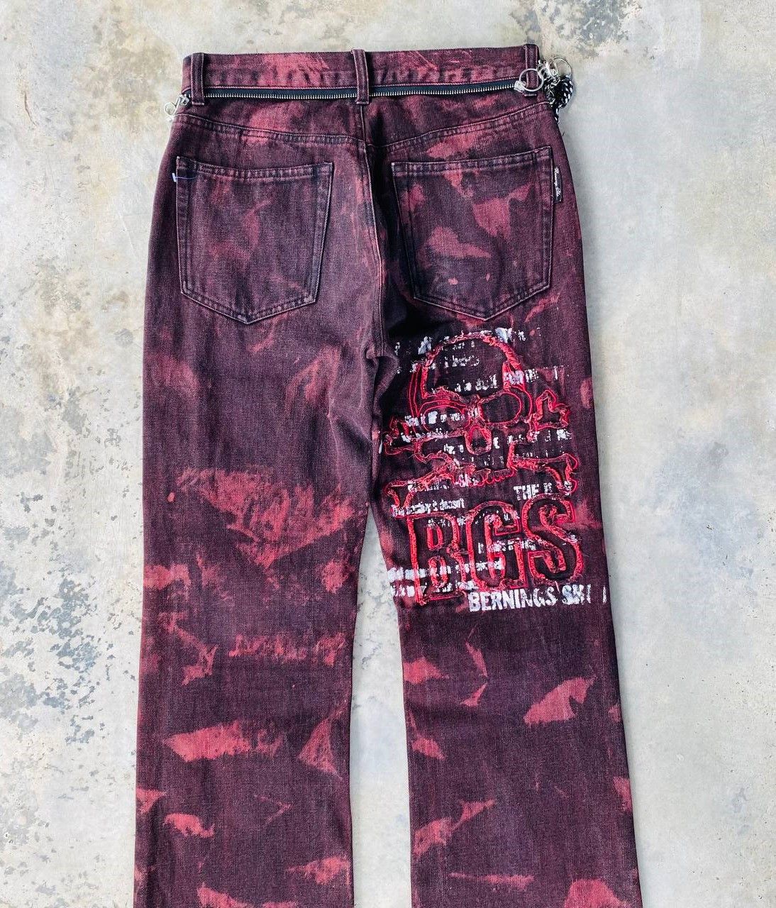 If Six Was Nine FLARED BERNING-SHO SKULL DYE DISTRESSED TORNADO MART STYLE Size US 28 / EU 44 - 4 Thumbnail