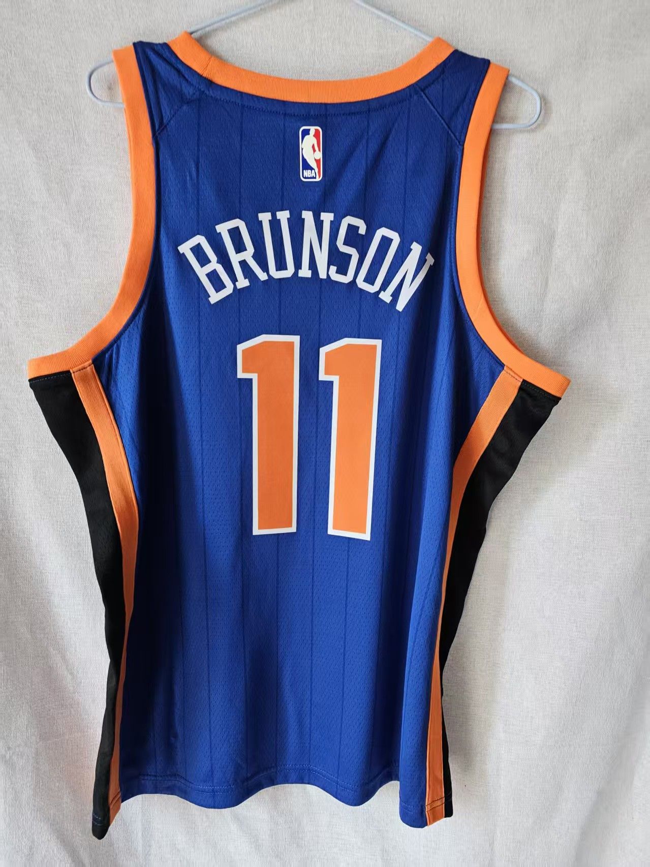 NBA New York Knicks 11 Jalen Brunson Jersey Blue Size US XL / EU 56 / 4 - 2 Thumbnail