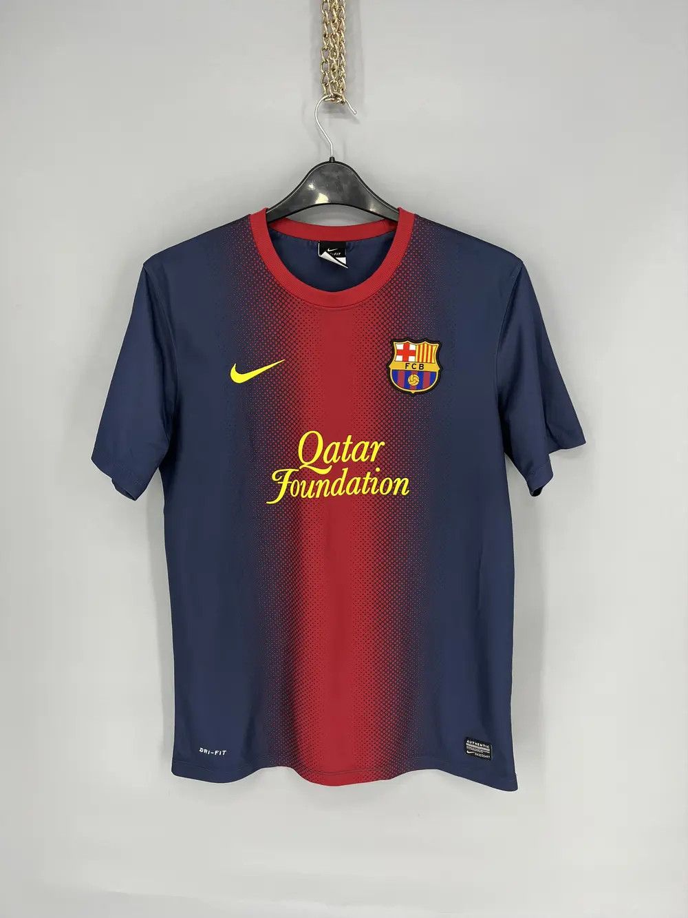 Nike Barcelona 64 vintage Nike tee Size US M / EU 48-50 / 2 - 1 Thumbnail