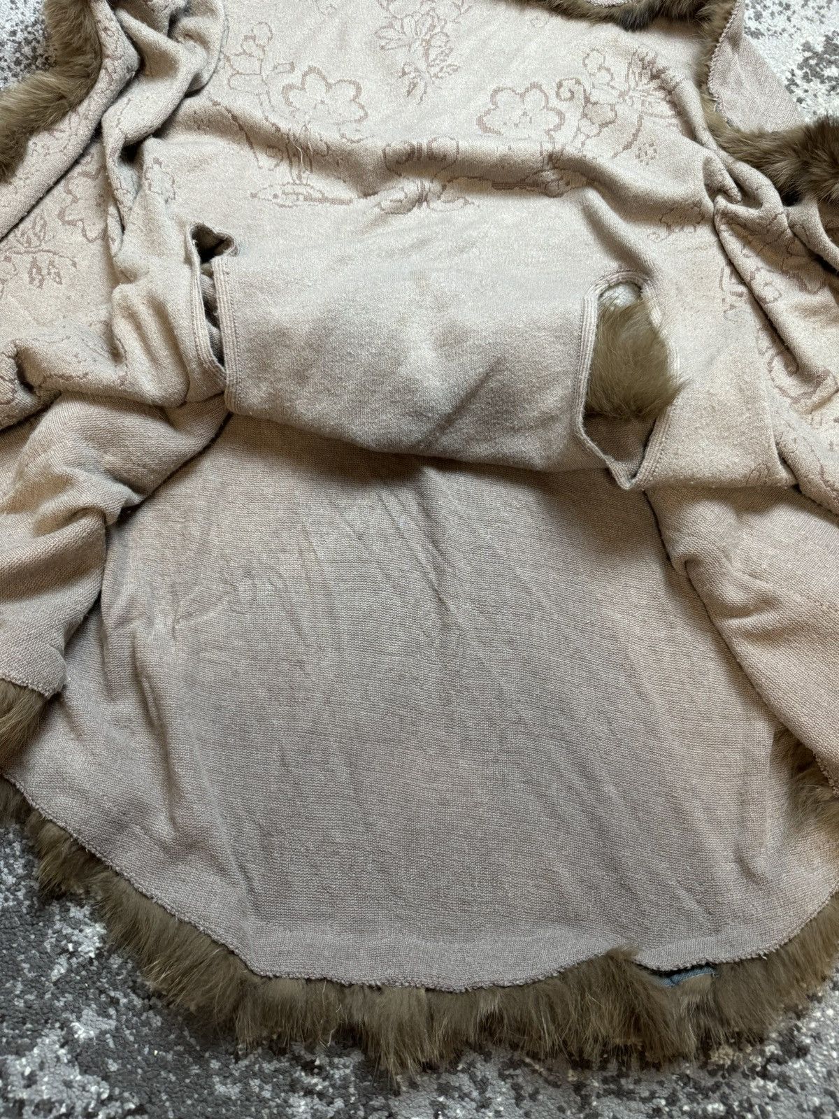 If Six Was Nine × Vintage Vintage Y2K Fuzzy Fur Opium Poncho Avantgarde Mid Jacket Size US M / EU 48-50 / 2 - 7 Thumbnail