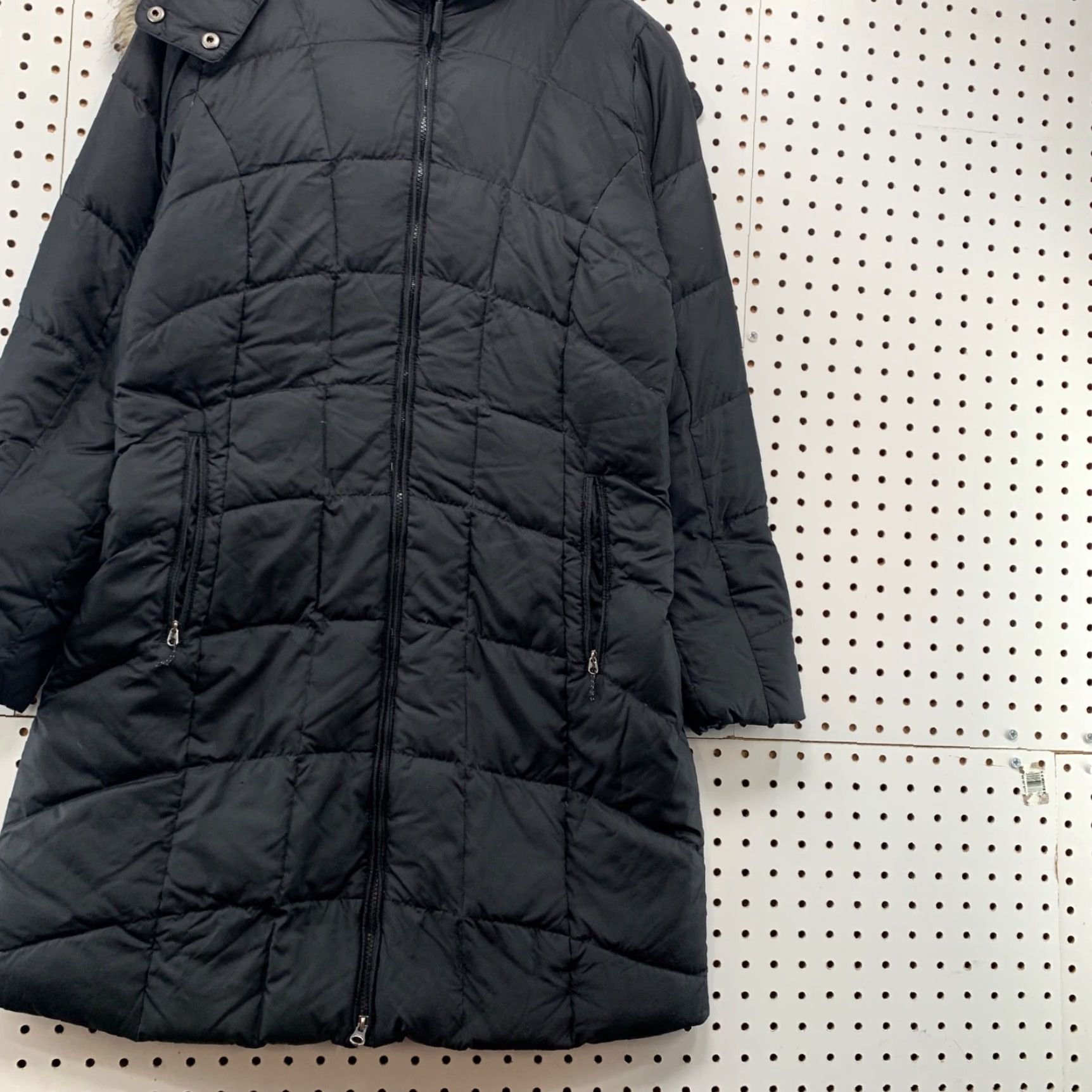 Eddie Bauer Eddie Bauer Quilted Down Puffer Coat Womens Medium Black Hooded Faux Fur Long Coat Size M / US 6-8 / IT 42-44 - 6 Thumbnail