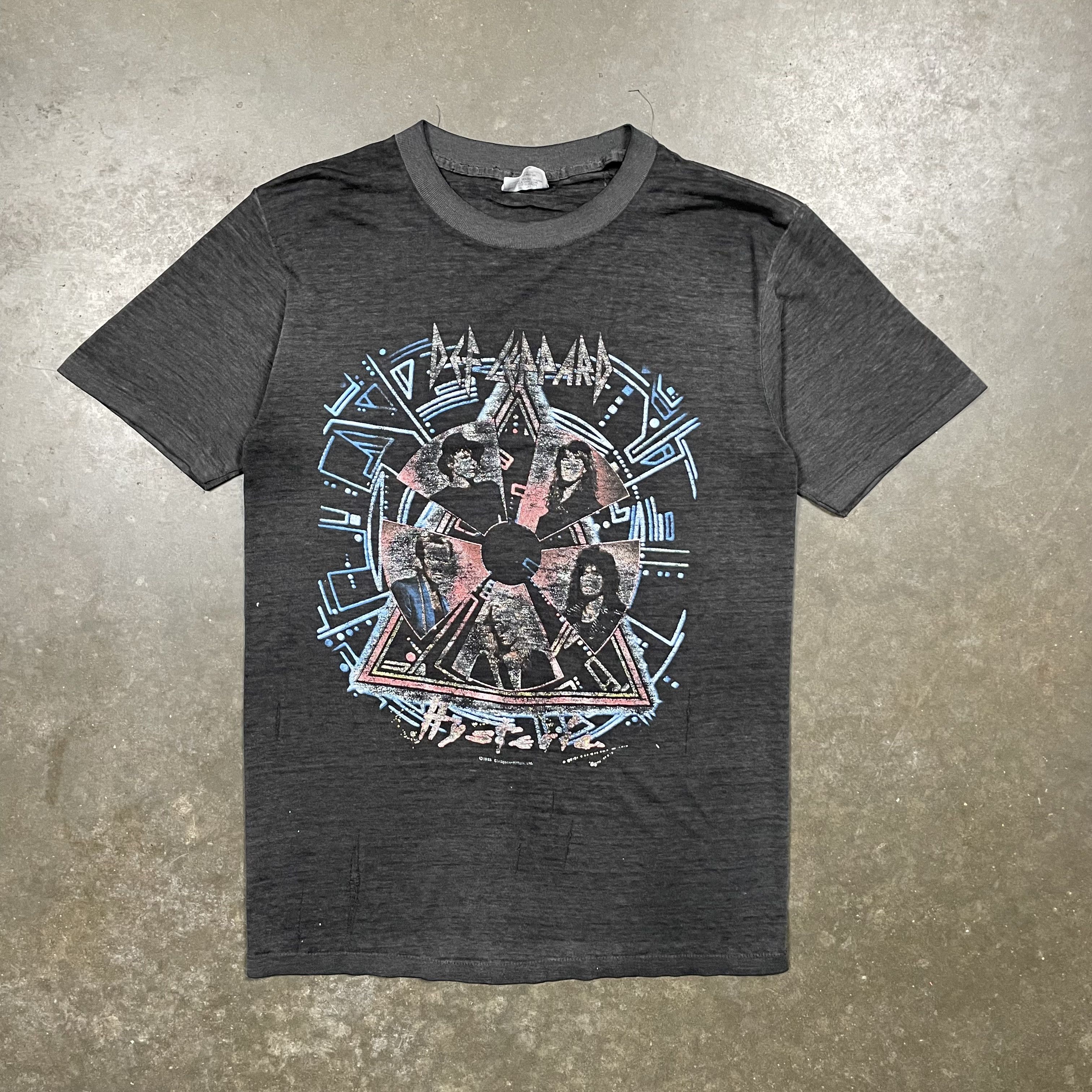 Band Tees × Vintage VIntage 80s Def Leppard Hysteria Tour Concert Tshirt Faded Size US L / EU 52-54 / 3 - 1 Thumbnail