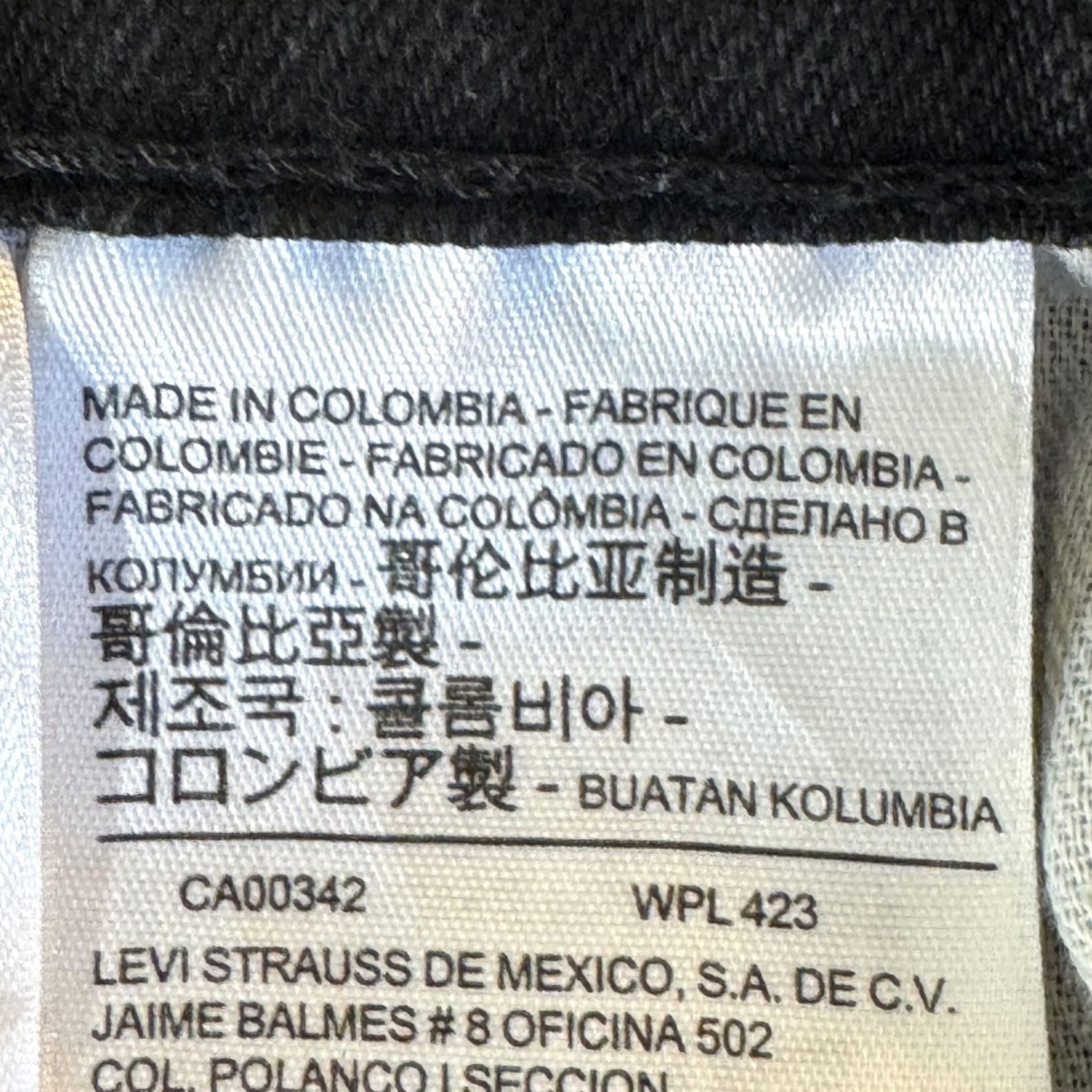 Levi's VINTAGE Levis 514 Jeans Mens 38x30 Black Straight Fit Stretch Denim Classic Zip Fly Size US 38 / EU 54 - 4 Thumbnail
