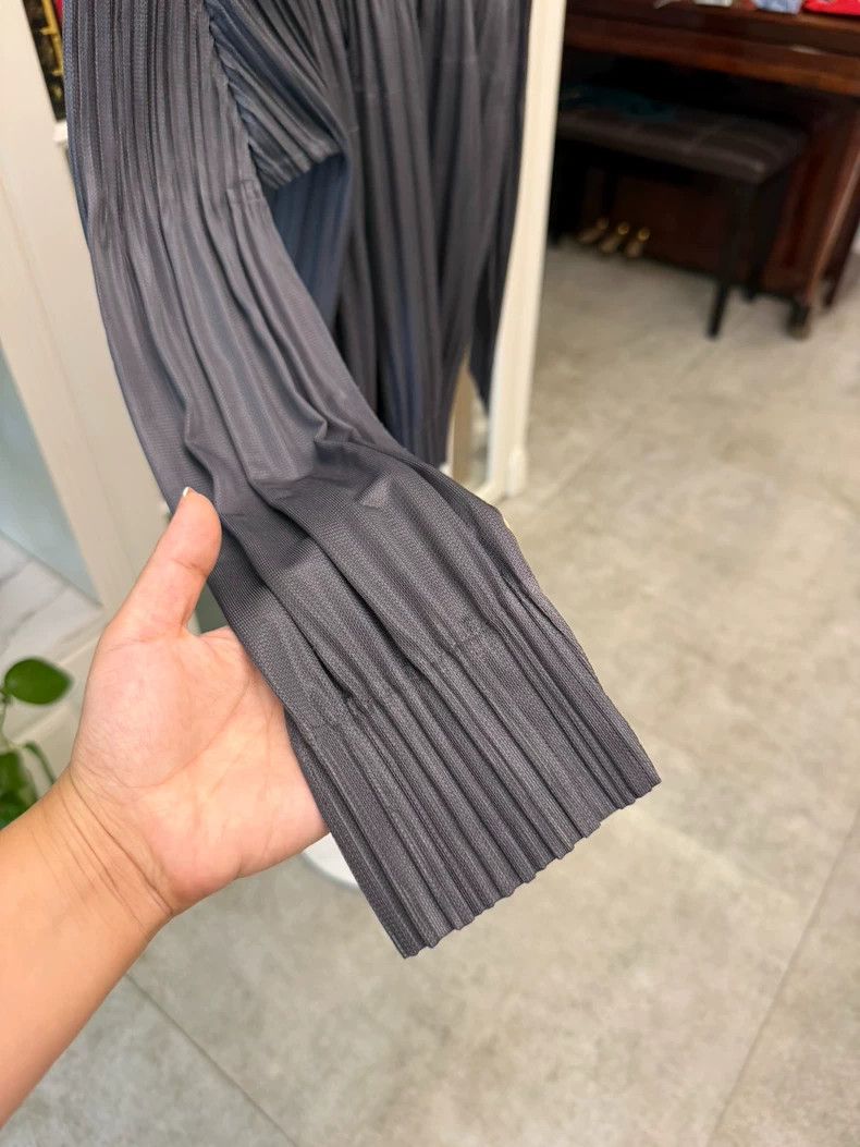 Issey Miyake Issey Miyake size:3 Dark grey cream puff cardigan Size XS / US 0-2 / IT 36-38 - 3 Thumbnail