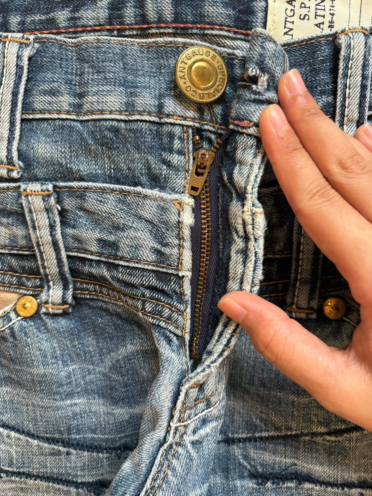 Japanese Brand Vintage Japanese Brand Double Waist Faded Wash Ripped Jeans Size US 33 - 3 Thumbnail