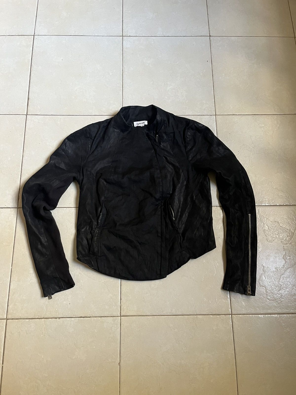 Helmut Lang Helmut lang asymmetric leather jacket Size M / US 6-8 / IT 42-44 - 2 Thumbnail