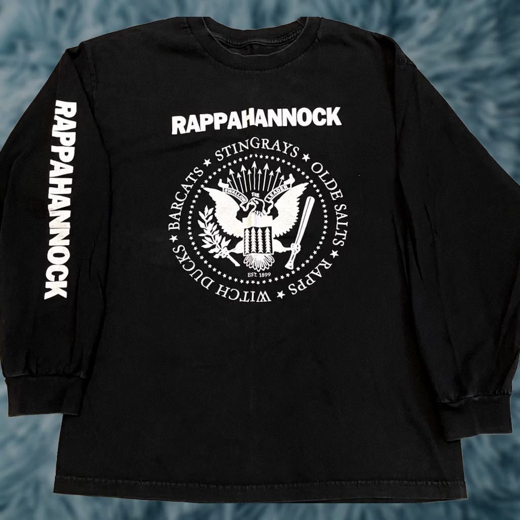Vintage VINTAGE Rappahannock Virginia Faded Ramones parody shirt M Shirt Men Long Sleeve Black 80s Punk Grunge Rock 90s Vaporwave Ramones-inspired Size US M / EU 48-50 / 2 - 1 Thumbnail