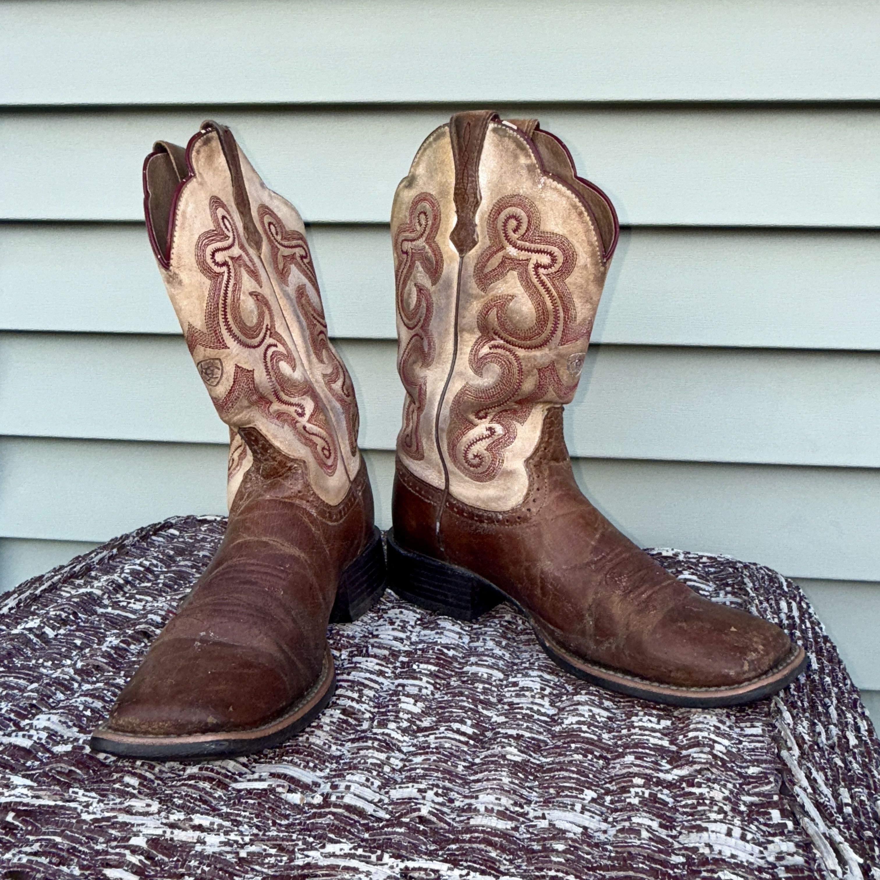 Ariat Ariat Tan and Cream Leather Western Boots Size US 7.5 / IT 37.5 - 1 Thumbnail