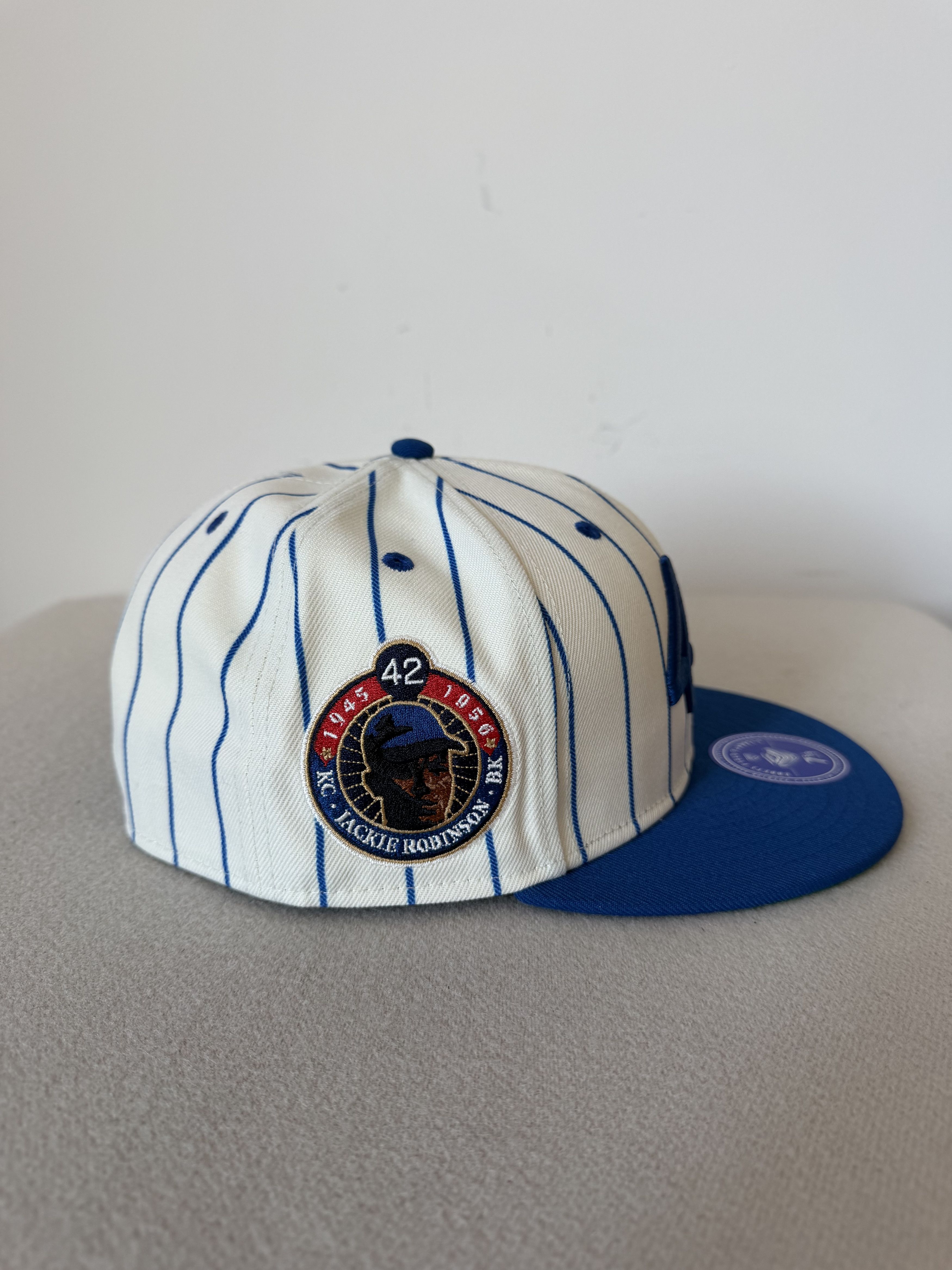 New Era 7 5/8 Ebbets Field Flannels Jackie Robinson 42 Signature Hat Size ONE SIZE - 3 Thumbnail