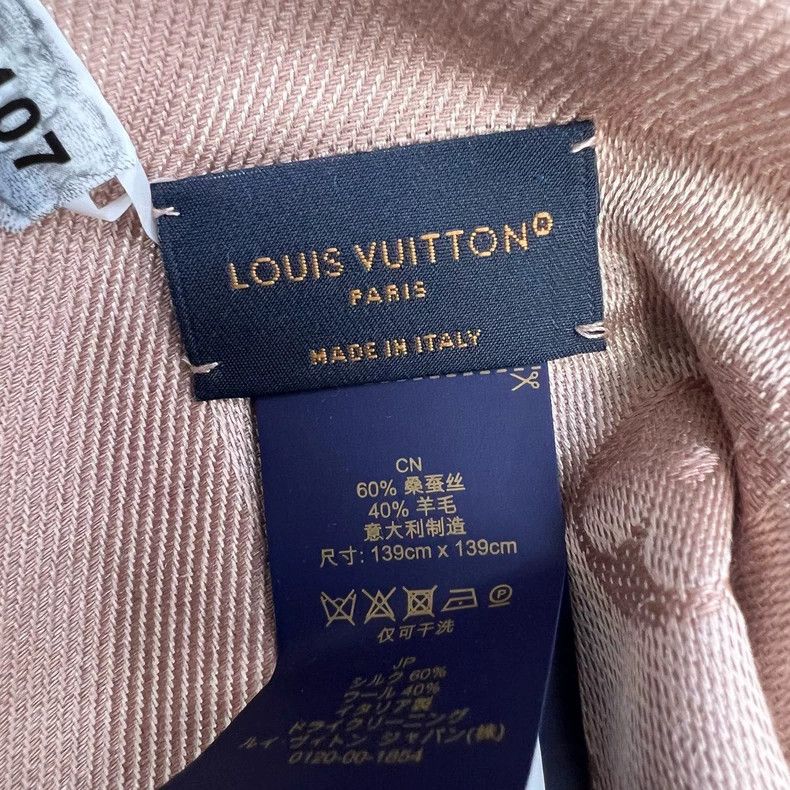 Louis Vuitton Louis Vuitton Pink presbyopic tassels scarf Size ONE SIZE - 6 Thumbnail