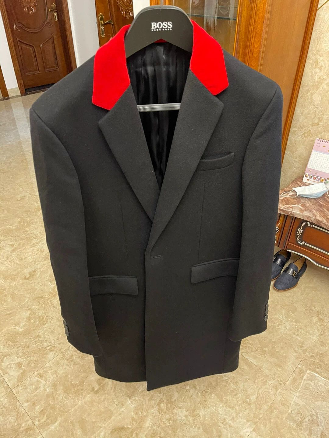 Prada Prada 2024 High Fashion 100% Cashmere Coat Black/Red Collar Size 50R - 1 Thumbnail