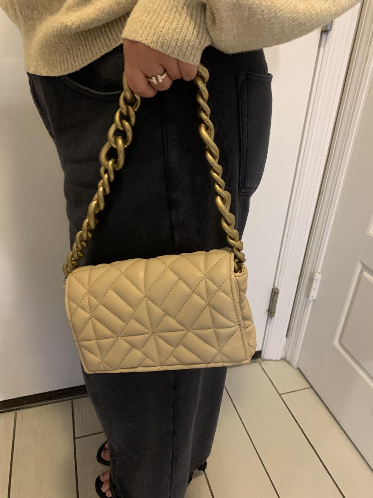 Zara Zara- Luxury Quilted Chunky Chain Shoulder Bag Size ONE SIZE - 8 Thumbnail