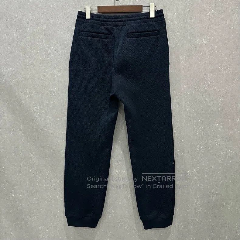 Louis Vuitton Louis Vuitton size m Presbyopic dark logo sweatpants Size US 28 / EU 44 - 2 Thumbnail