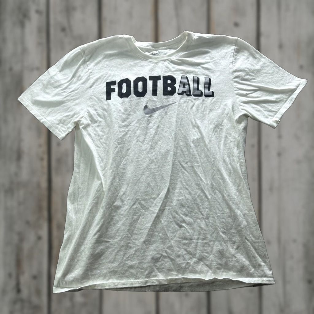 Nike Nike Shirt Mens L White Football Graphic Tee Tagless Crewneck Athletic Cotton Size US L / EU 52-54 / 3 - 1 Thumbnail