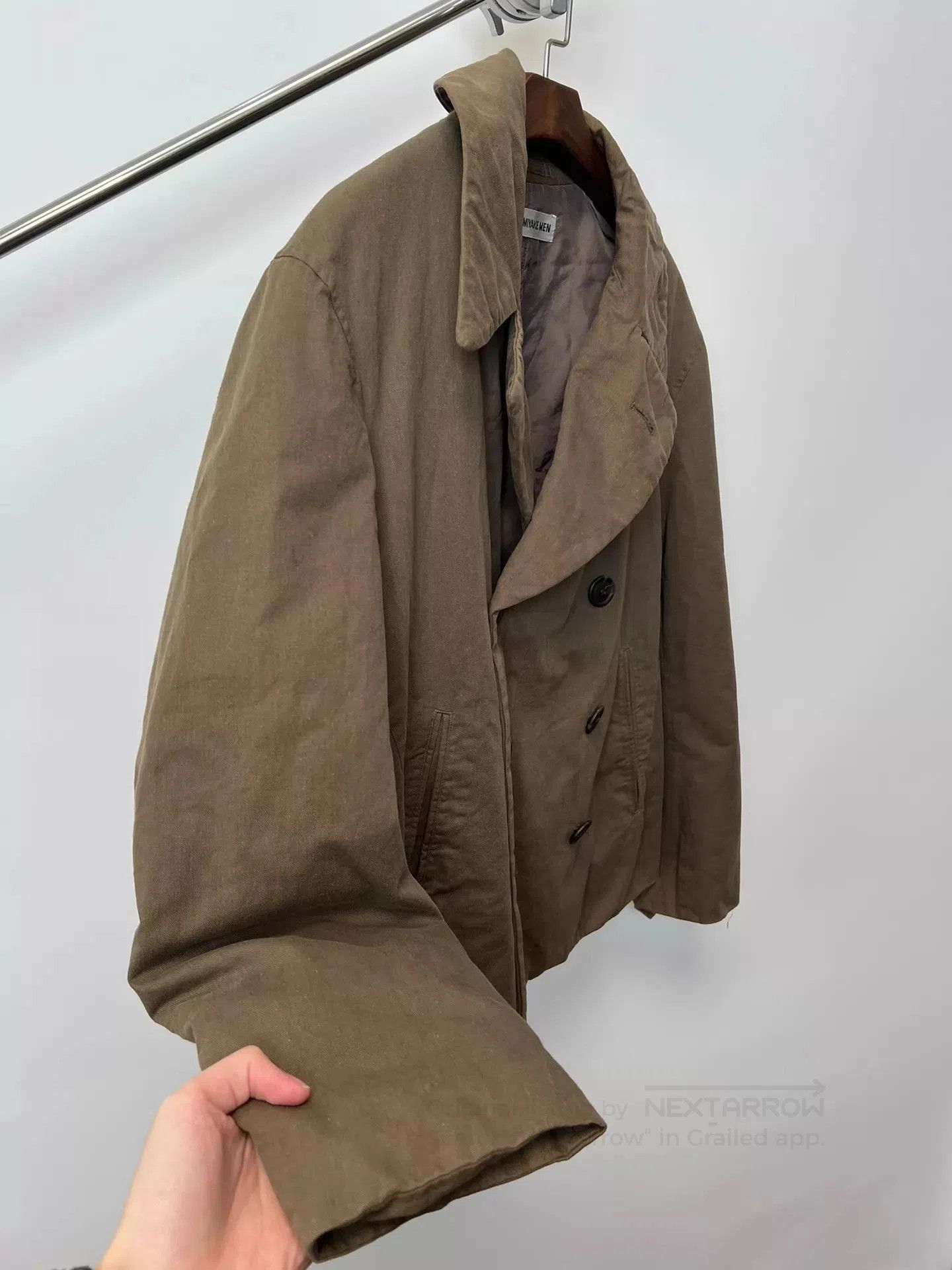 Issey Miyake Beige Double-Breasted Light Jacket Size M. Size US M / EU 48-50 / 2 - 6 Thumbnail