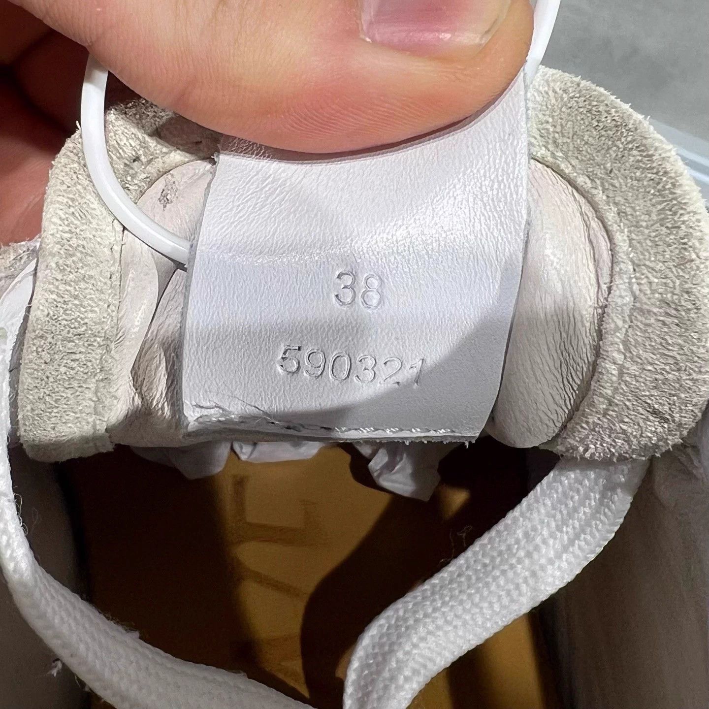 Loewe LOEWE Flow Runner cream purple running shoe 38 EU Size US 7 / IT 37 - 8 Thumbnail