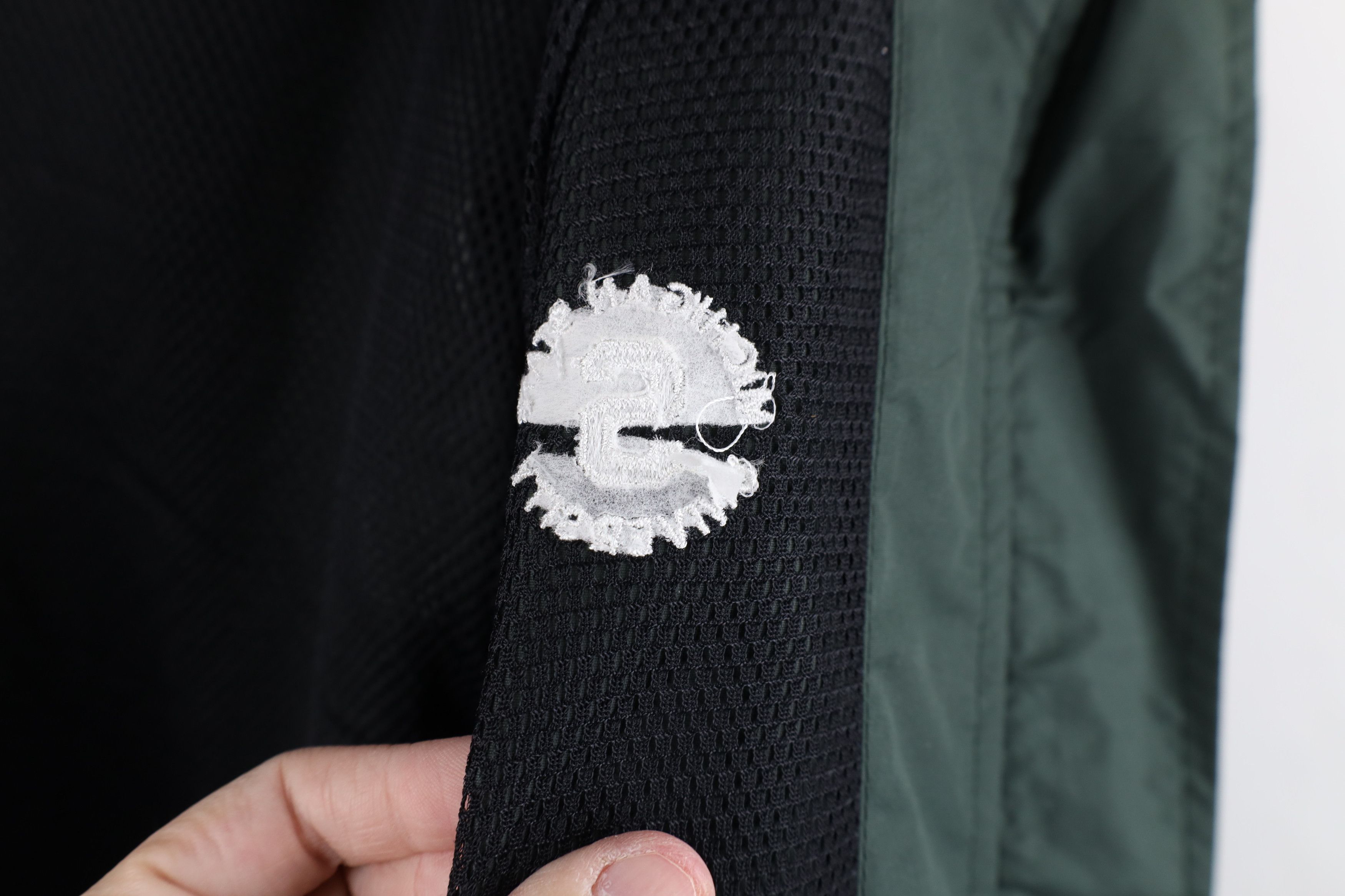 Vintage Vintage 90s Michigan State University Golf Vest Jacket Size US S / EU 44-46 / 1 - 12 Thumbnail