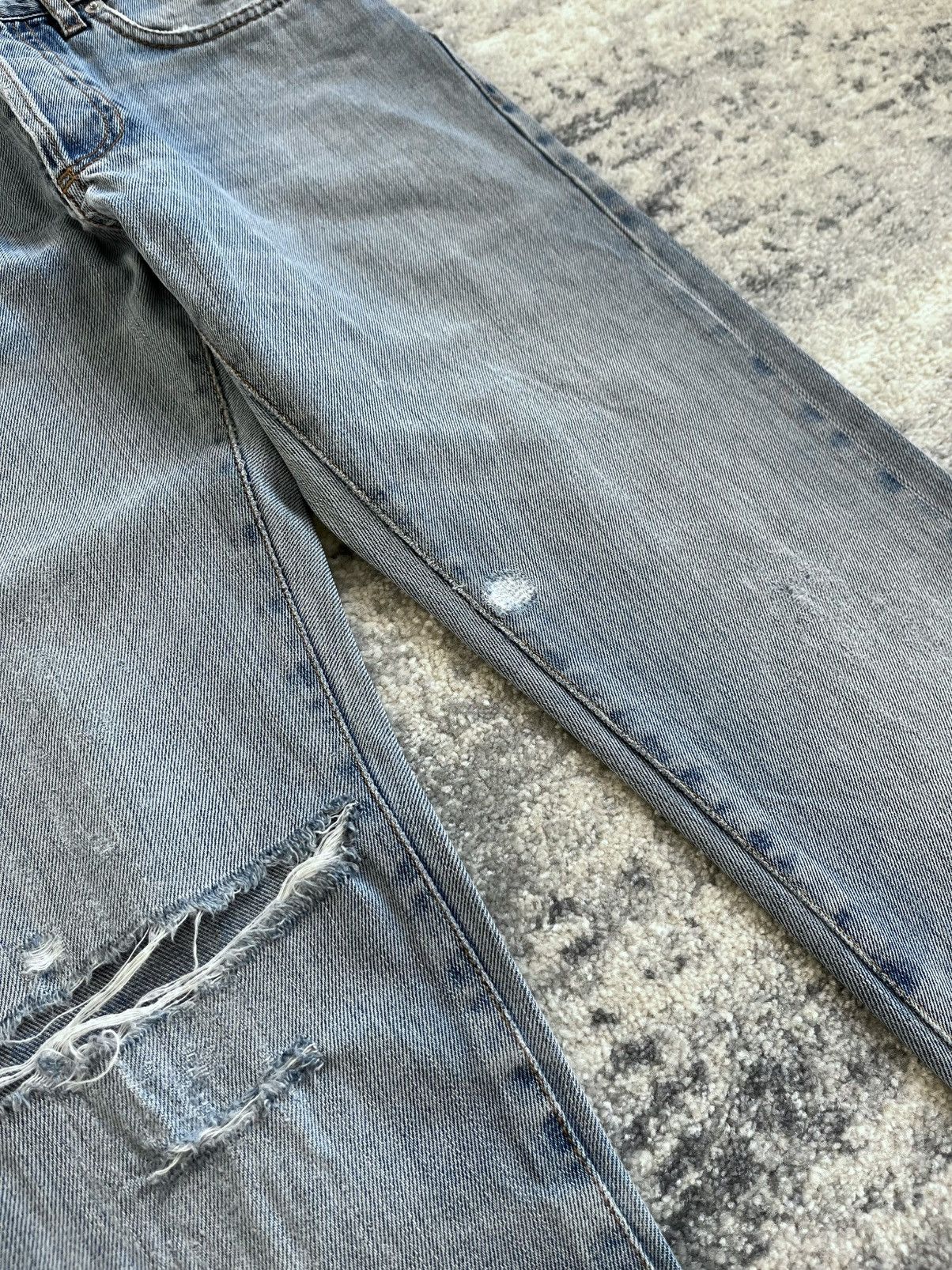 Dior dior homme ss12 light blue knee distressed denim Size US 27 - 3 Thumbnail