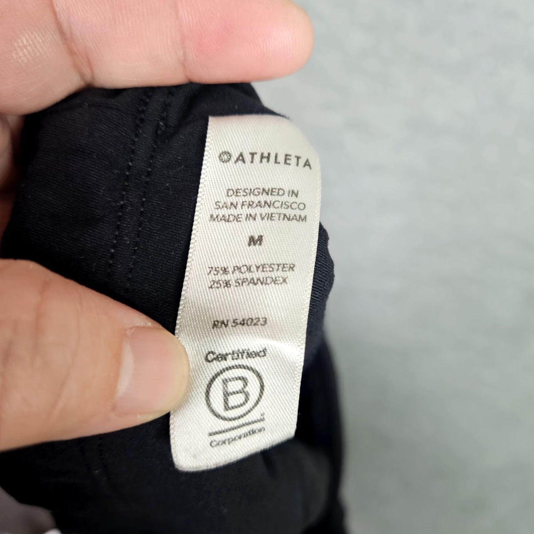 Athleta Athleta Women's Outdoor Hiking Rainier Printed Tight legging Size M Size 32" / US 10 / IT 46 - 4 Thumbnail