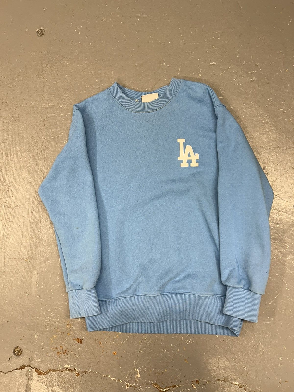 MLB × Vintage Crazy Vintage Y2K Essential LA Dodgers Baby Blue Crewneck Size US S / EU 44-46 / 1 - 1 Thumbnail