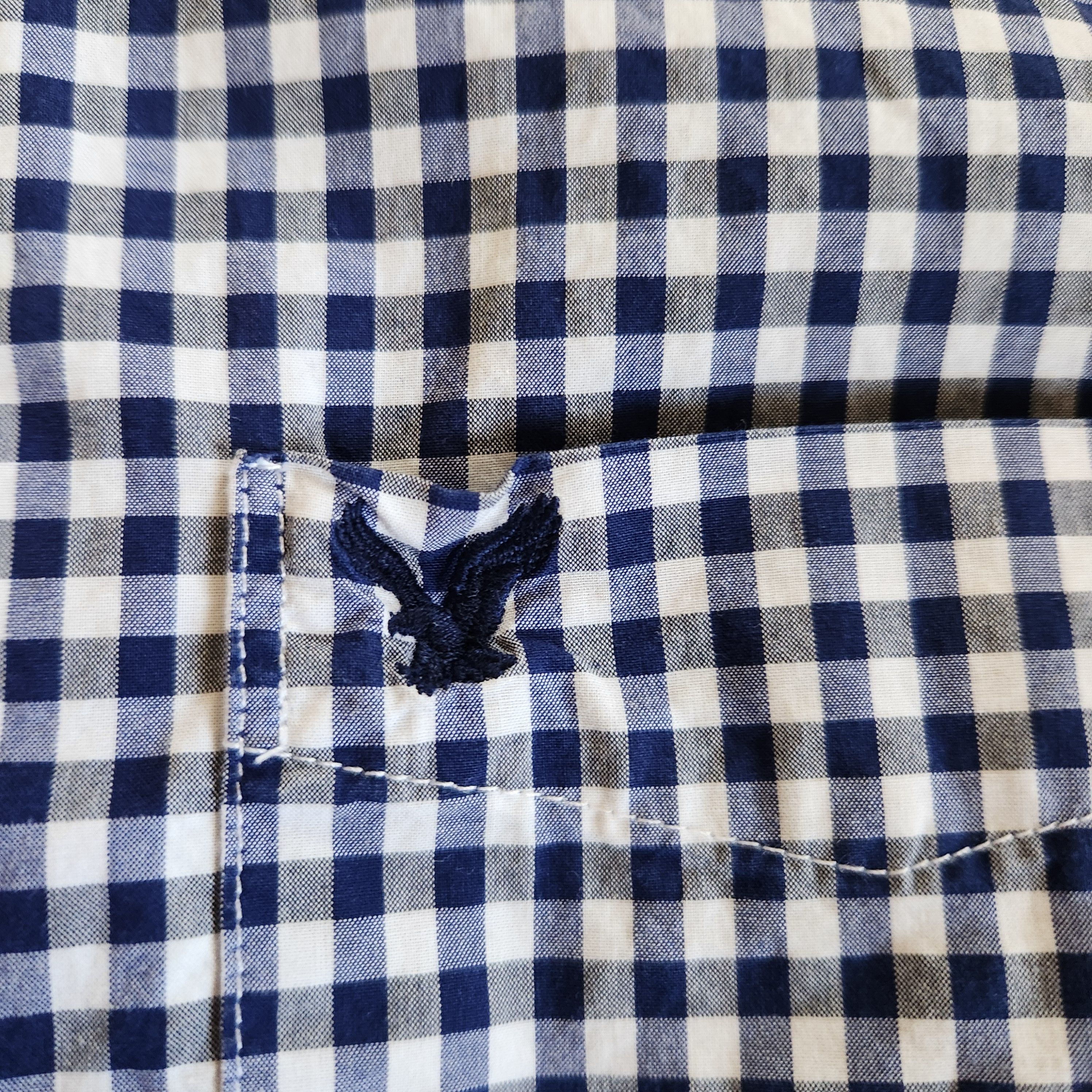 American Eagle Outfitters American Eagle men's L standard casual dressy shirt Size US L / EU 52-54 / 3 - 6 Thumbnail