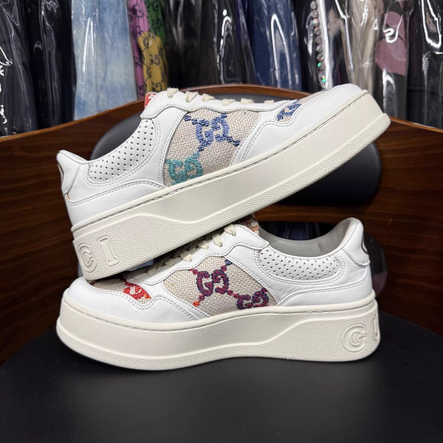 Gucci Gucci GG Multicolor White Embroidered Platform Sneakers K15 Size US 7.5 / IT 37.5 - 7 Thumbnail