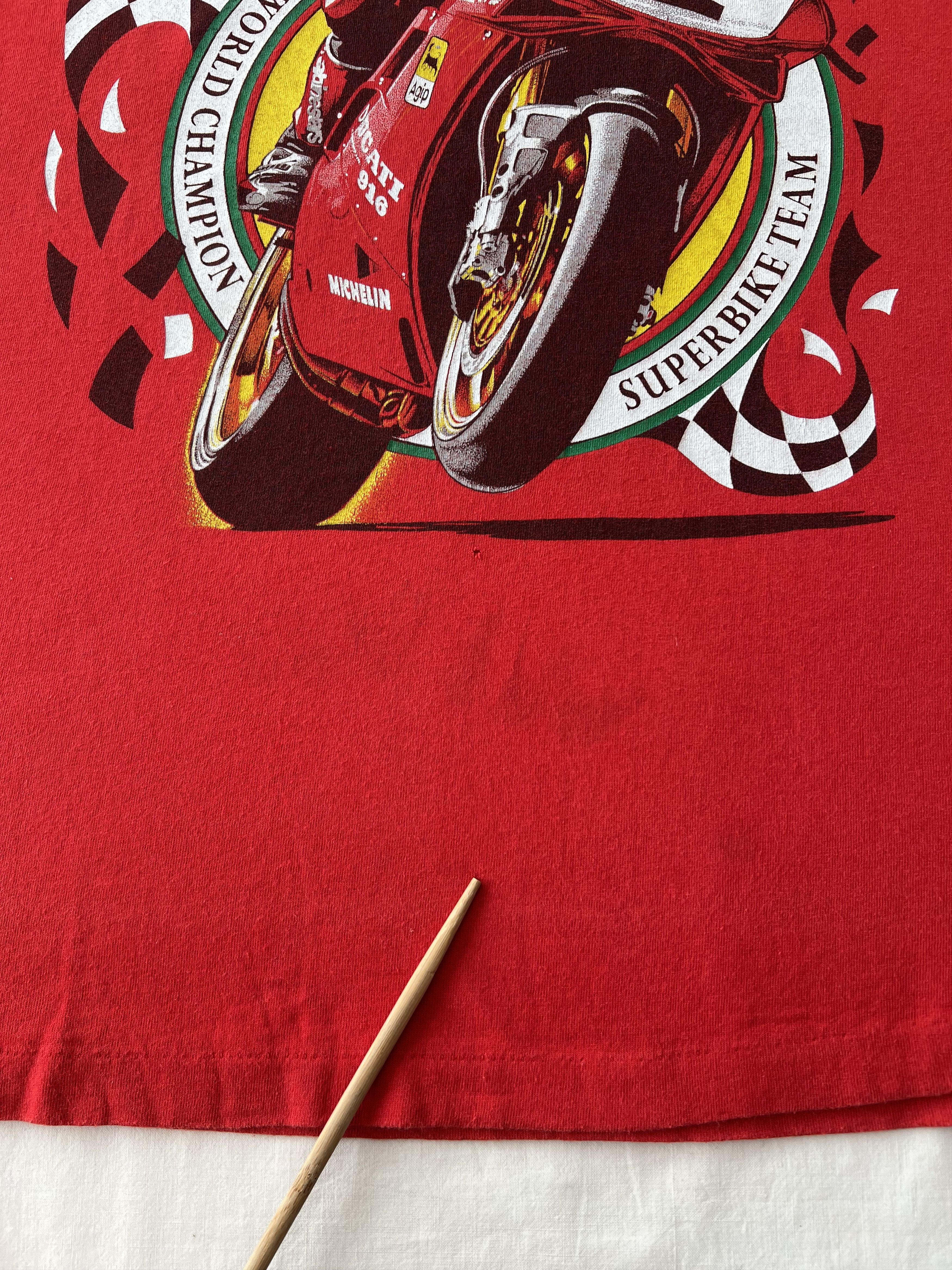 Vintage Vintage 90s Ducati 916 Superbike Moto Racing Red T-shirt Size US L / EU 52-54 / 3 - 7 Thumbnail